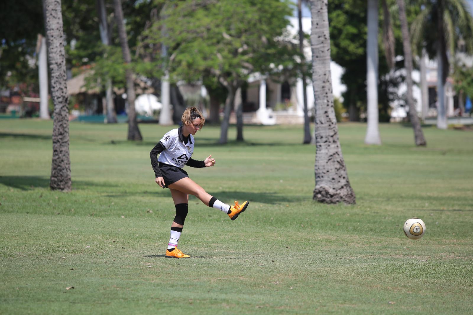 $!Cumplen jugadores con primera ronda en Footgolf Mazatlán Open