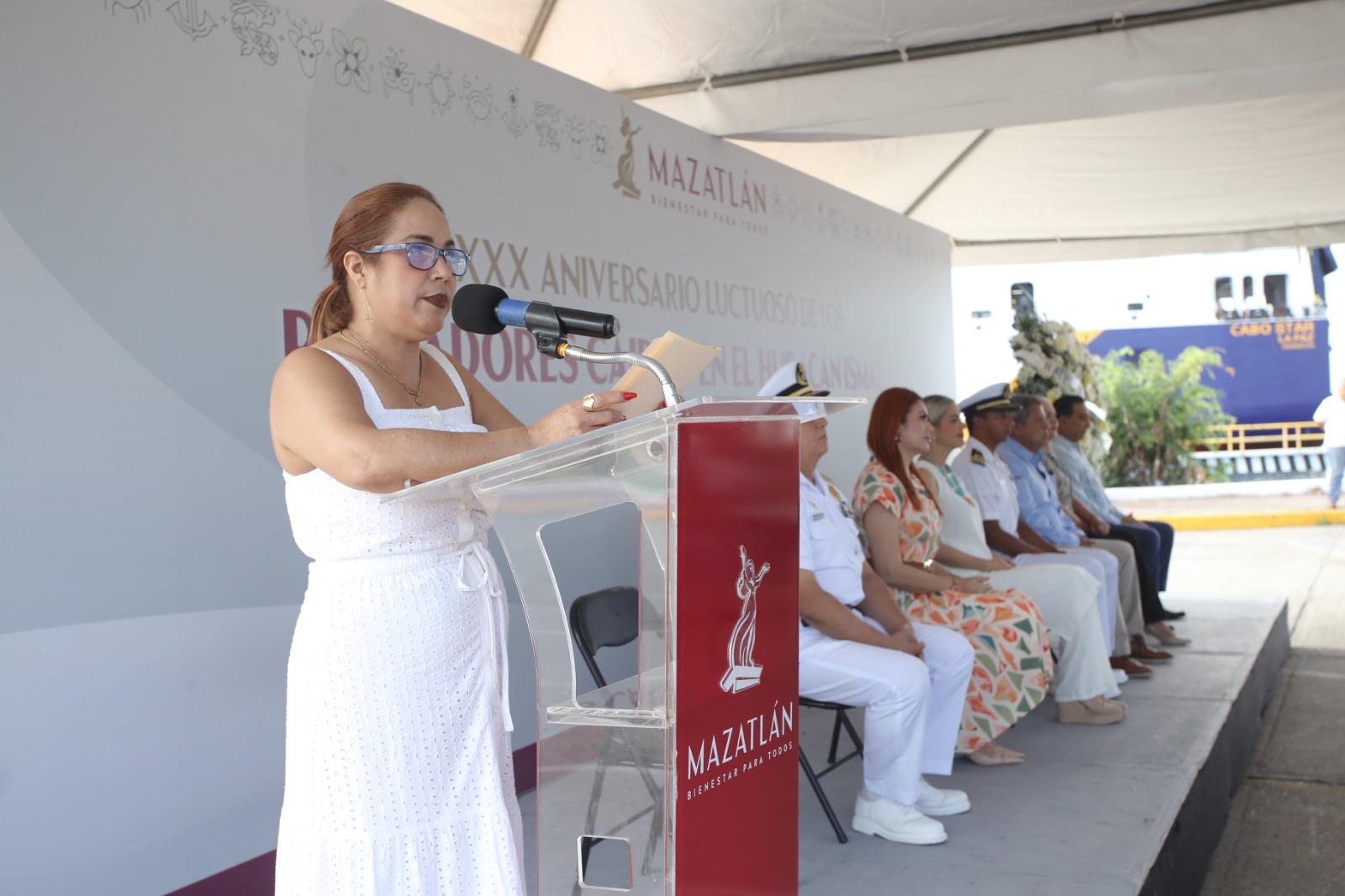 $!Con honores y después de 30 años, recuerdan a los pescadores fallecidos por los huracanes Ismael y Newton