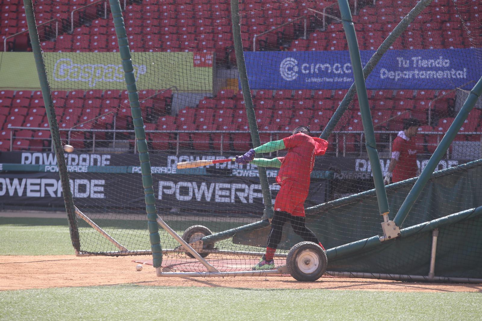 $!Mazatleco Óscar Jiménez disputa la posición de cátcher con Venados