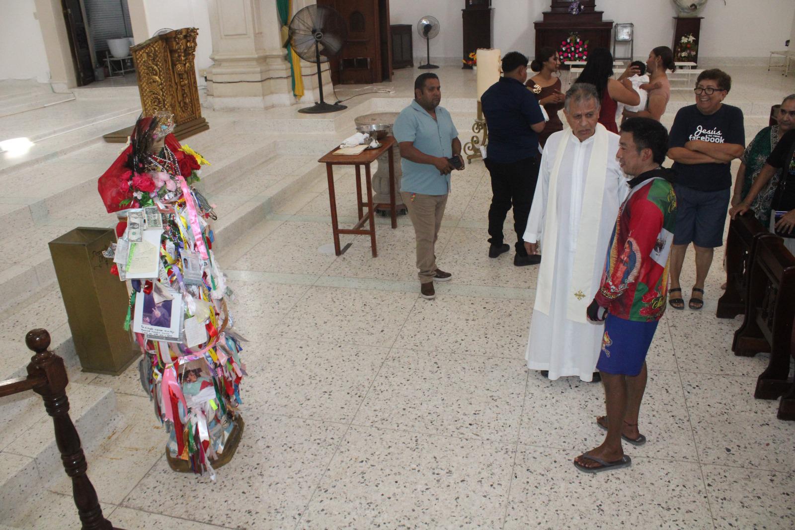 $!Santiago recorre más de 3 mil kilómetros en bicicleta con la Virgen de Guadalupe a cuestas