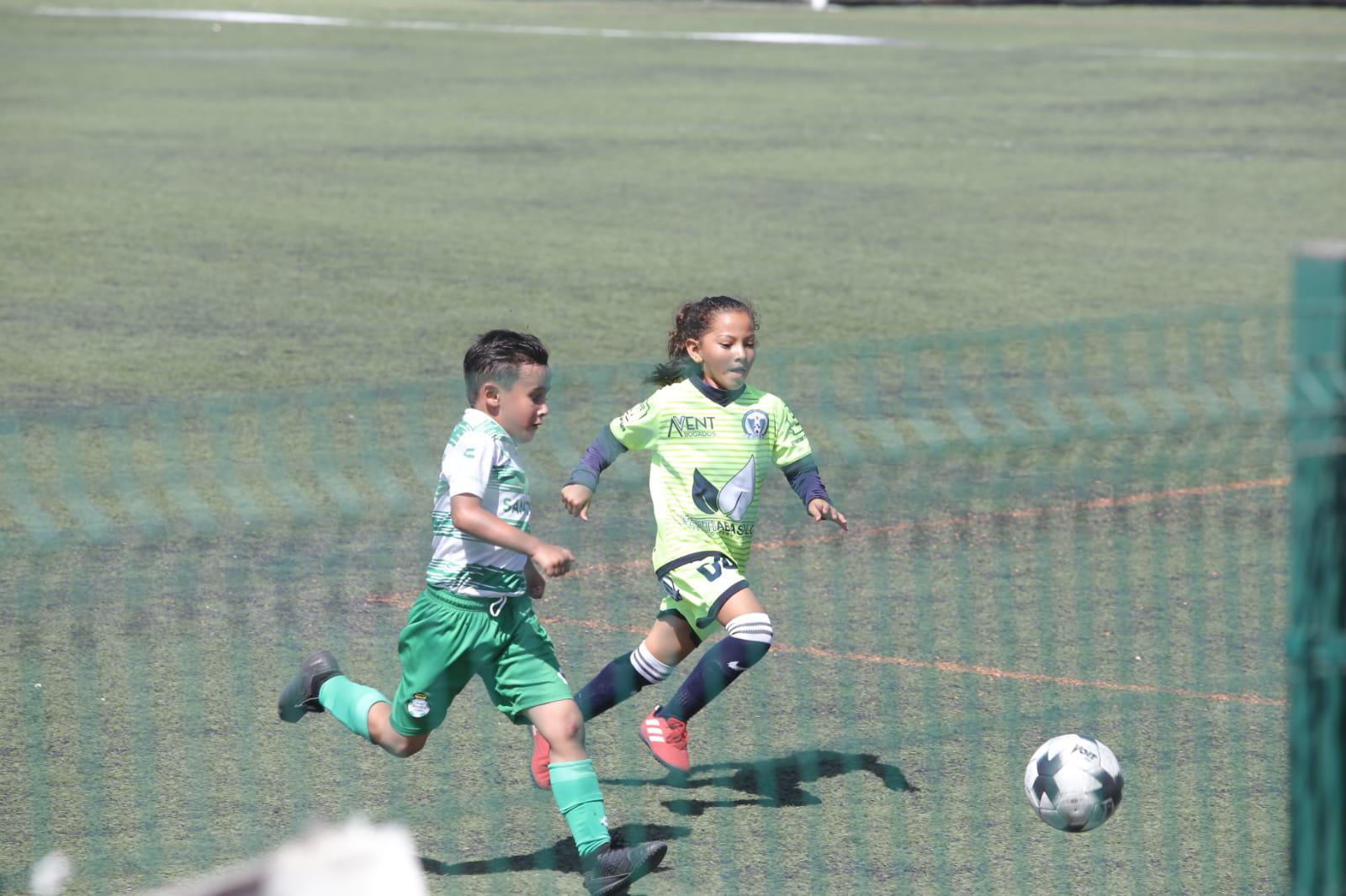 $!Deportivo Sonny se queda corto en casa, en la Copa Mazatlán Futbol 7