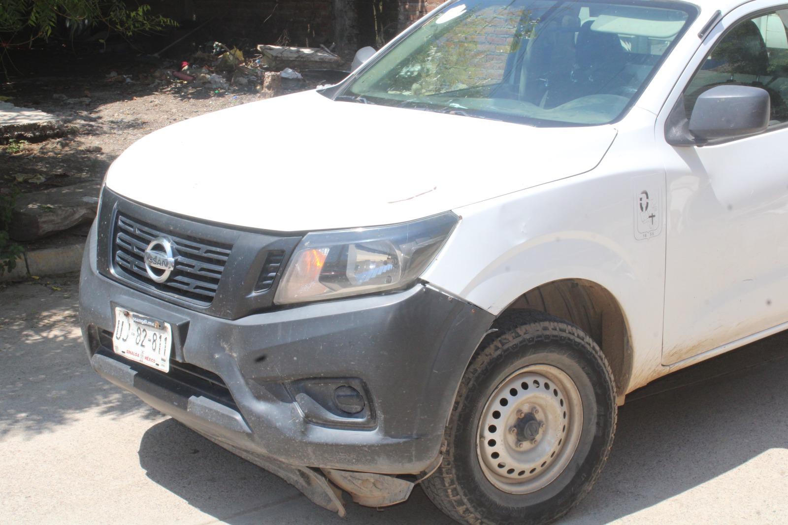 $!Usan vehículos y personal del Ayuntamiento en asamblea de Morena en Rosario