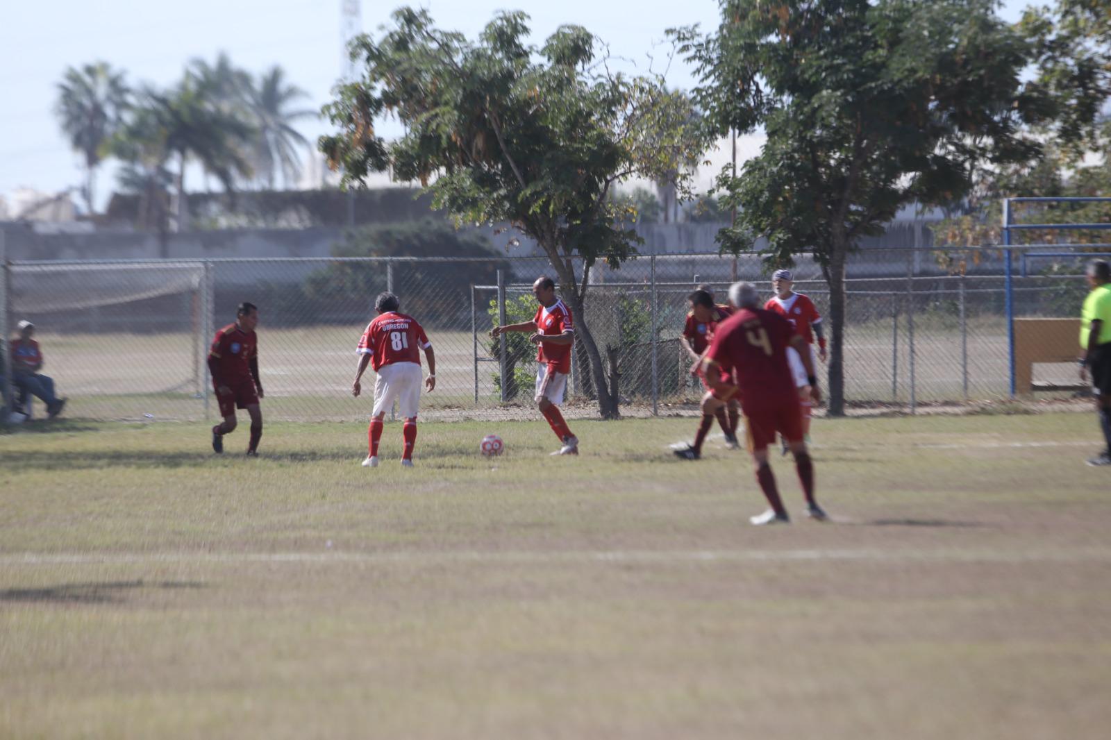 $!Navolato, Monterrey y Los Mochis reinan en el Torneo Nacional de Futbol de la Amistad Mazatlán 2026