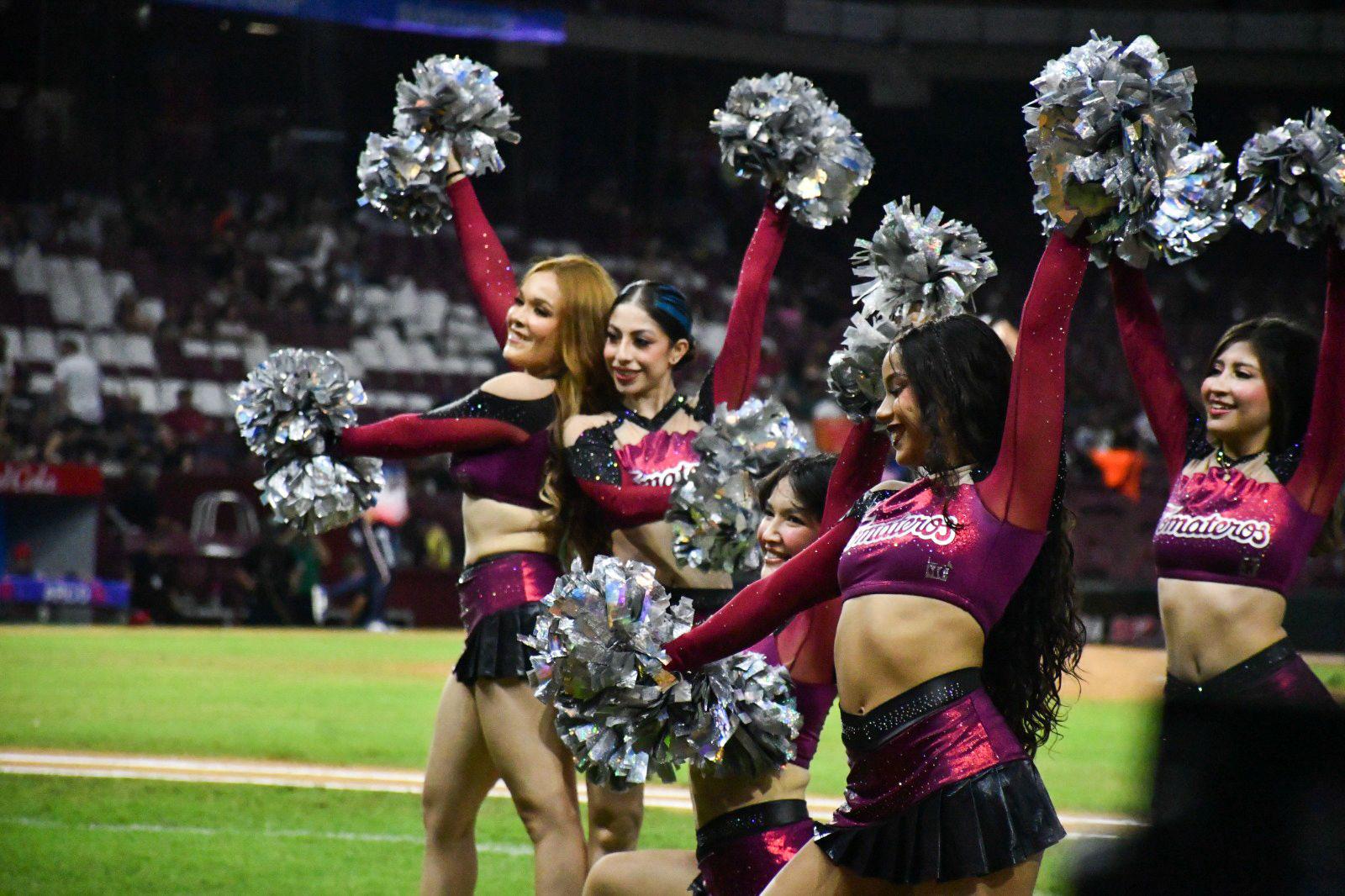 $!Mexicali impone su poder ofensivo y empata la Serie Rosa en Culiacán