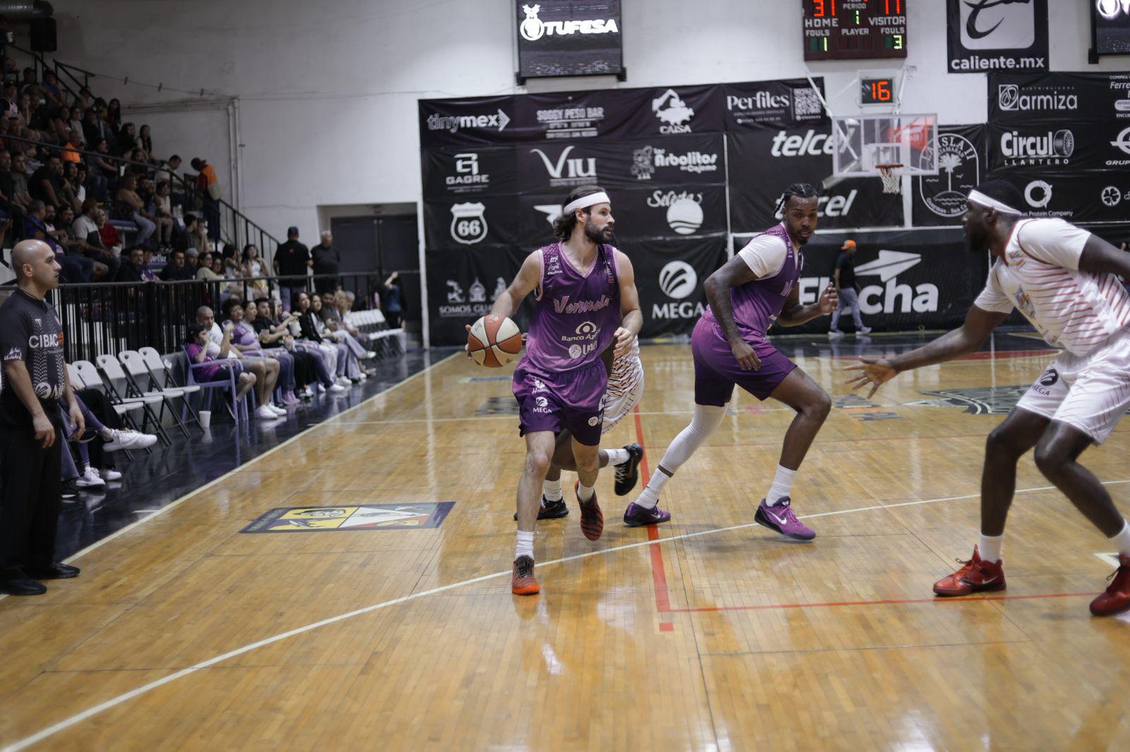 $!Venados pelean, pero caen 118-98 en Guaymas