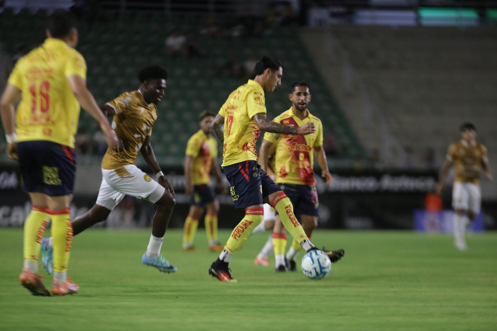 $!Dorados deja ir el empate desde el penal y cae 0-1 ante Atlético Morelia en Mazatlán