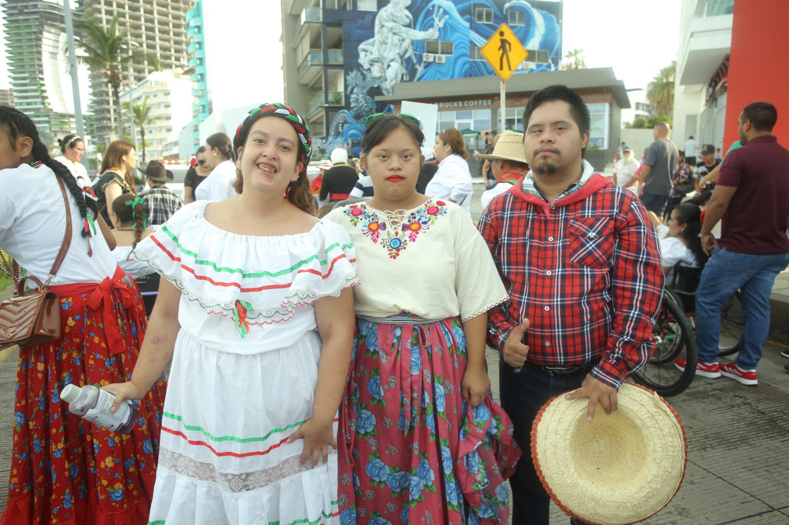 $!Mía Guadalupe Oceguera, Karla Valenzuela y Francisco Zamora.