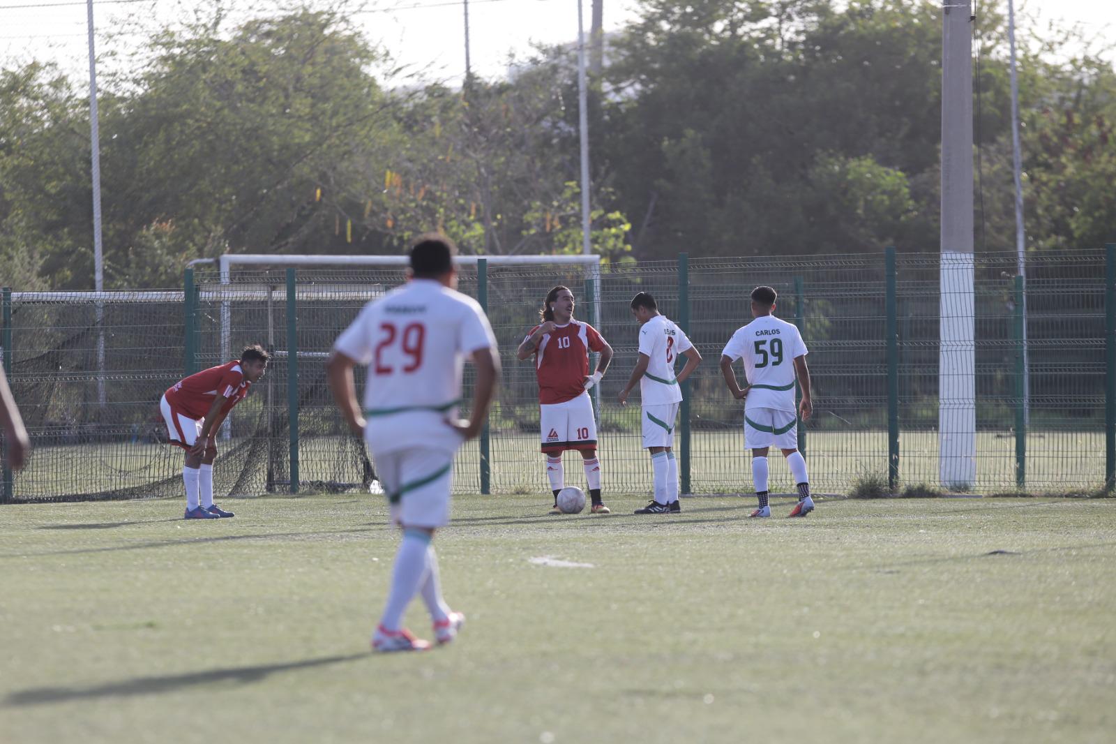 $!Elevadores Larsson dominan la Copa en Liga Superveteranos