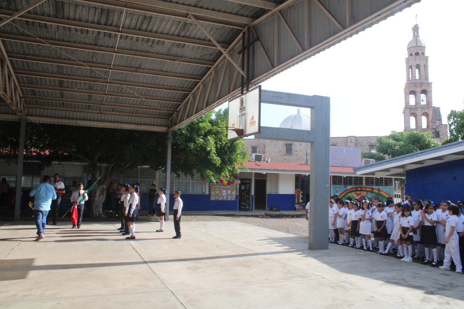 $!En Rosario tienen ‘agitado’ inicio de ciclo escolar 2025-2026