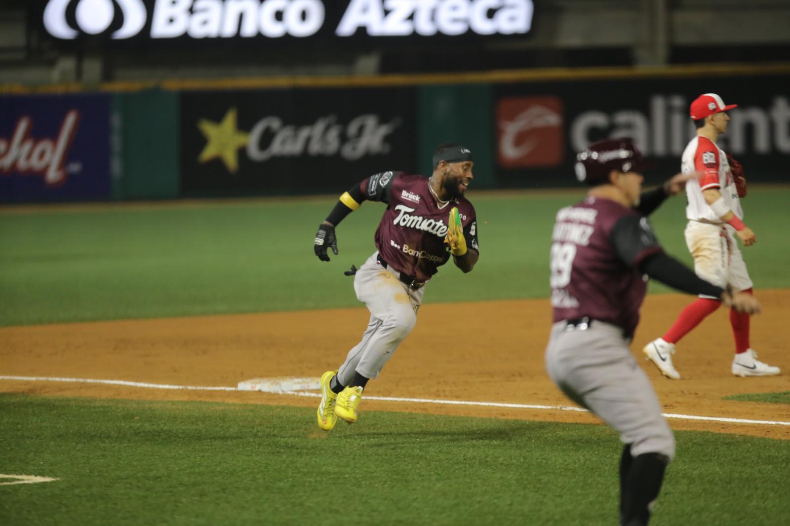 $!Tomateros se impone con autoridad a Venados en el inicio de serie en Mazatlán