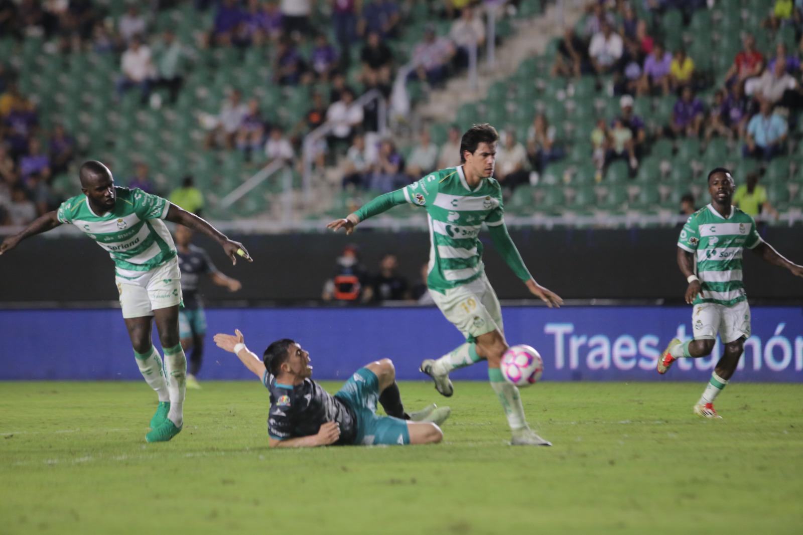 $!Mazatlán FC rescata un agónico empate en casa ante Santos Laguna y evita la catástrofe