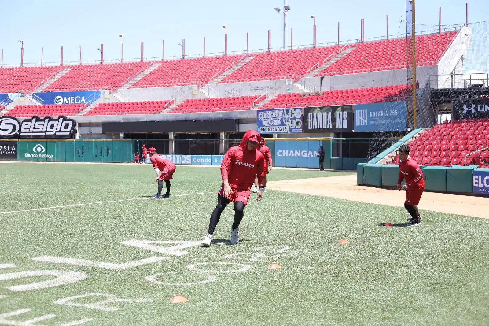 $!Édgar Osuna destaca la actitud y avance del pitcheo joven en la pretemporada de Venados de Mazatlán