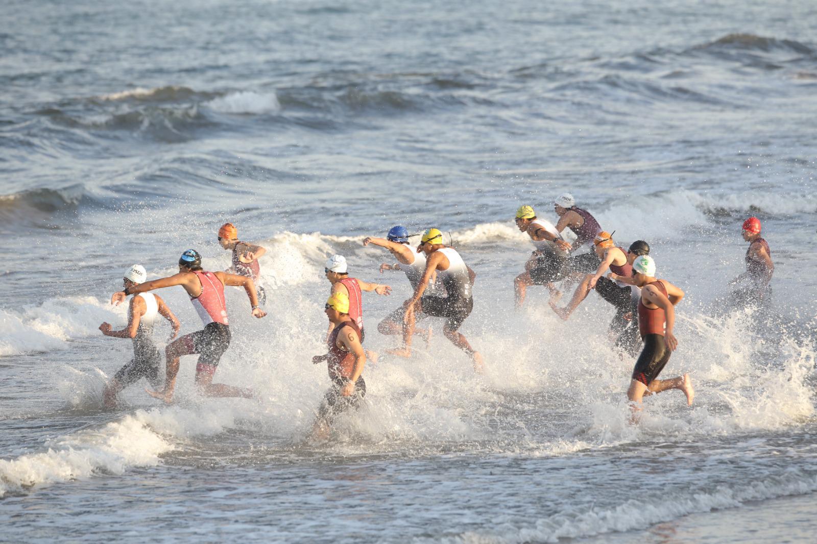 $!Impone condiciones Mazatlán en estatal de triatlón, en Juegos Conade