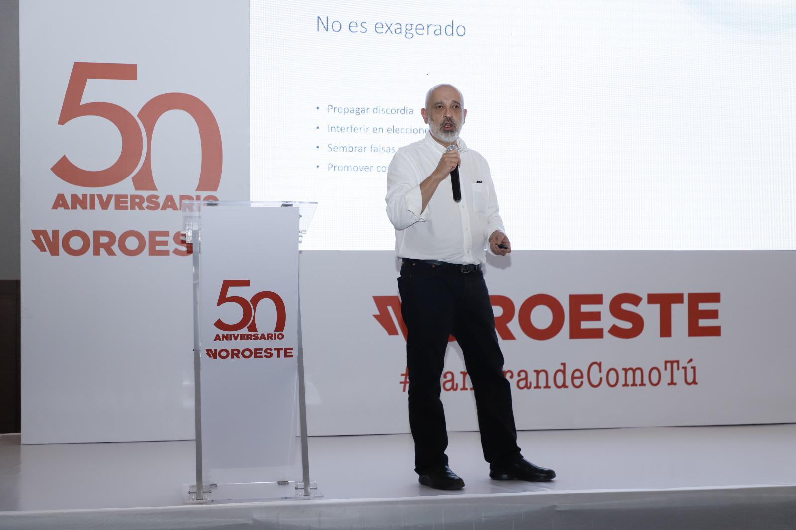 $!La desinformación sólo puede combatirse con indignación, investigación y participación ciudadana: Daniel Moreno