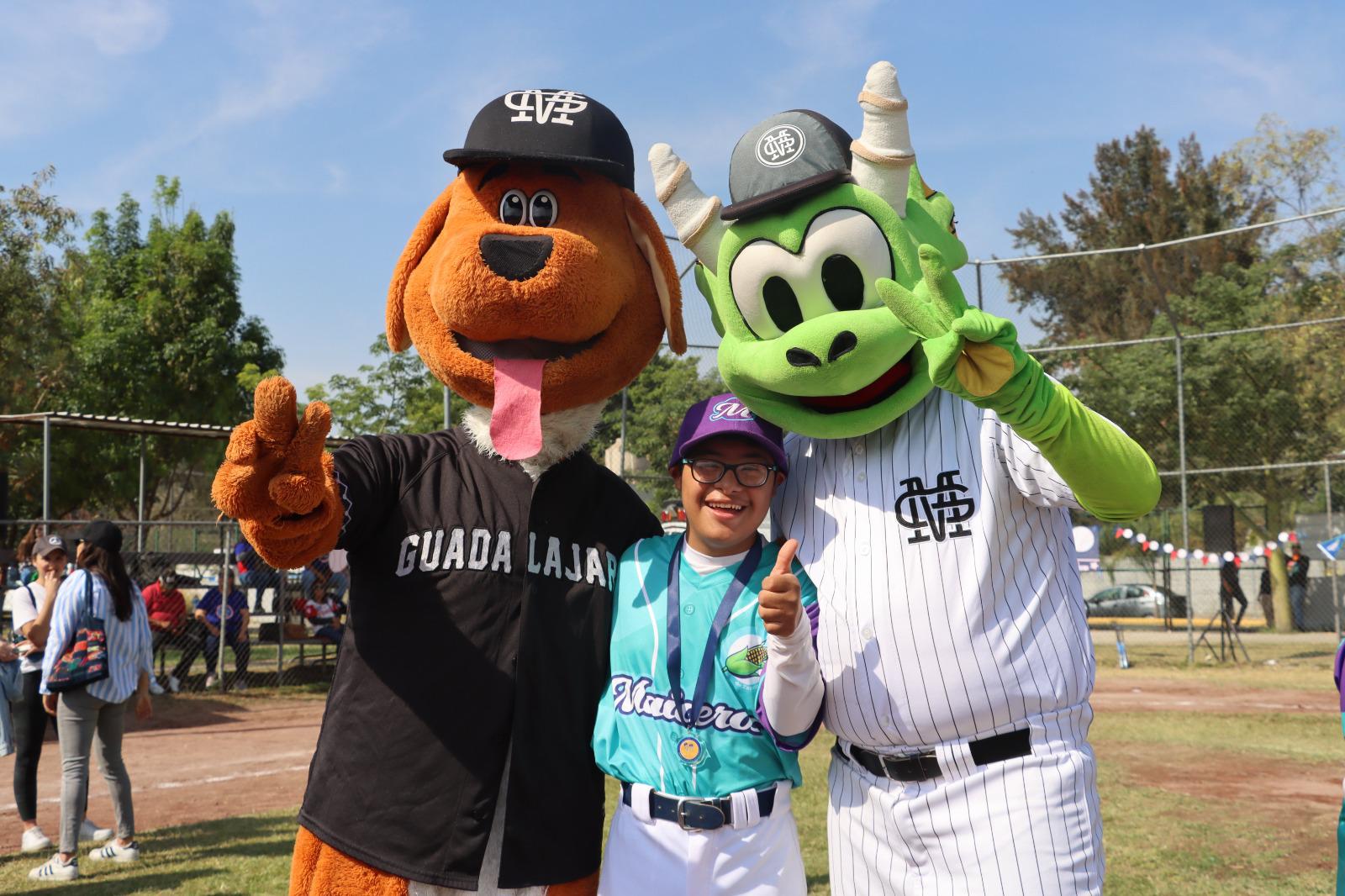 $!Termina Súper Héroes de Mazatlán con éxito su misión en Zapopan