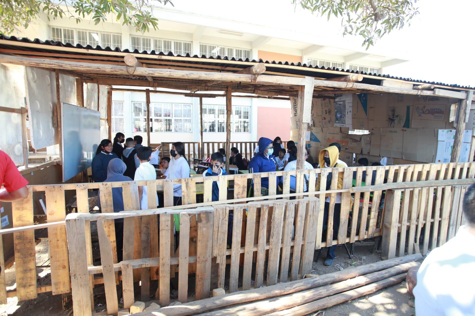 $!Secundaria de Santa Teresa pide ayuda para dejar las aulas de cartón