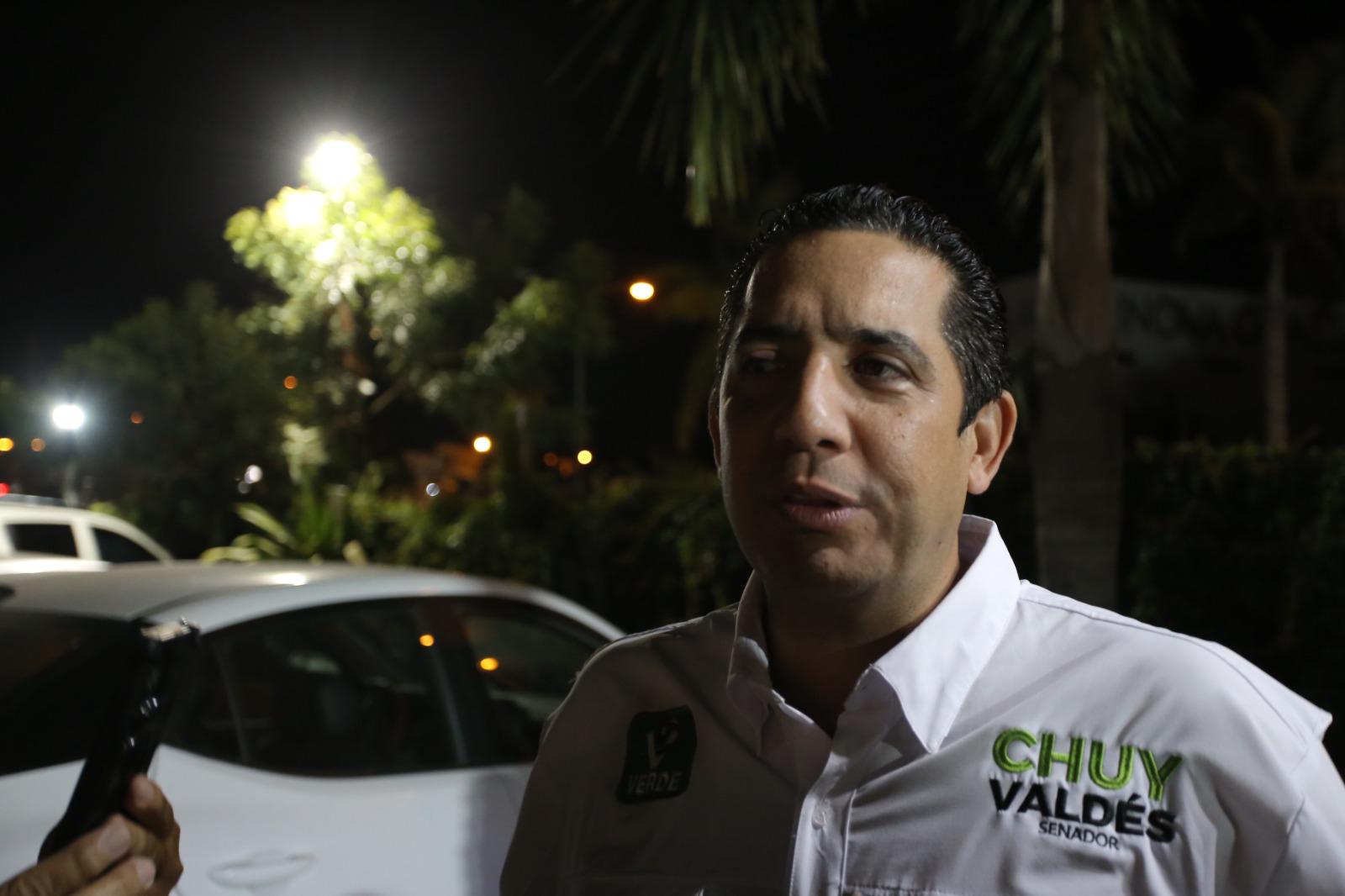 $!Exponen ante candidatos del PVEM problemática del drenaje, vialidad y ecológica en Mazatlán