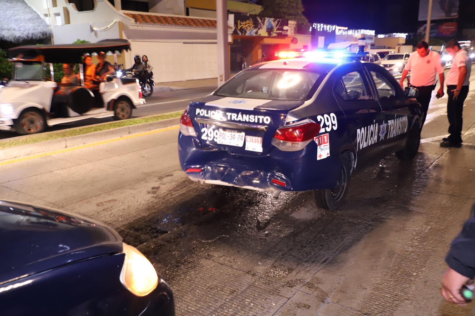 $!Arman persecución en Mazatlán para detener a conductor de camión con reporte de robo