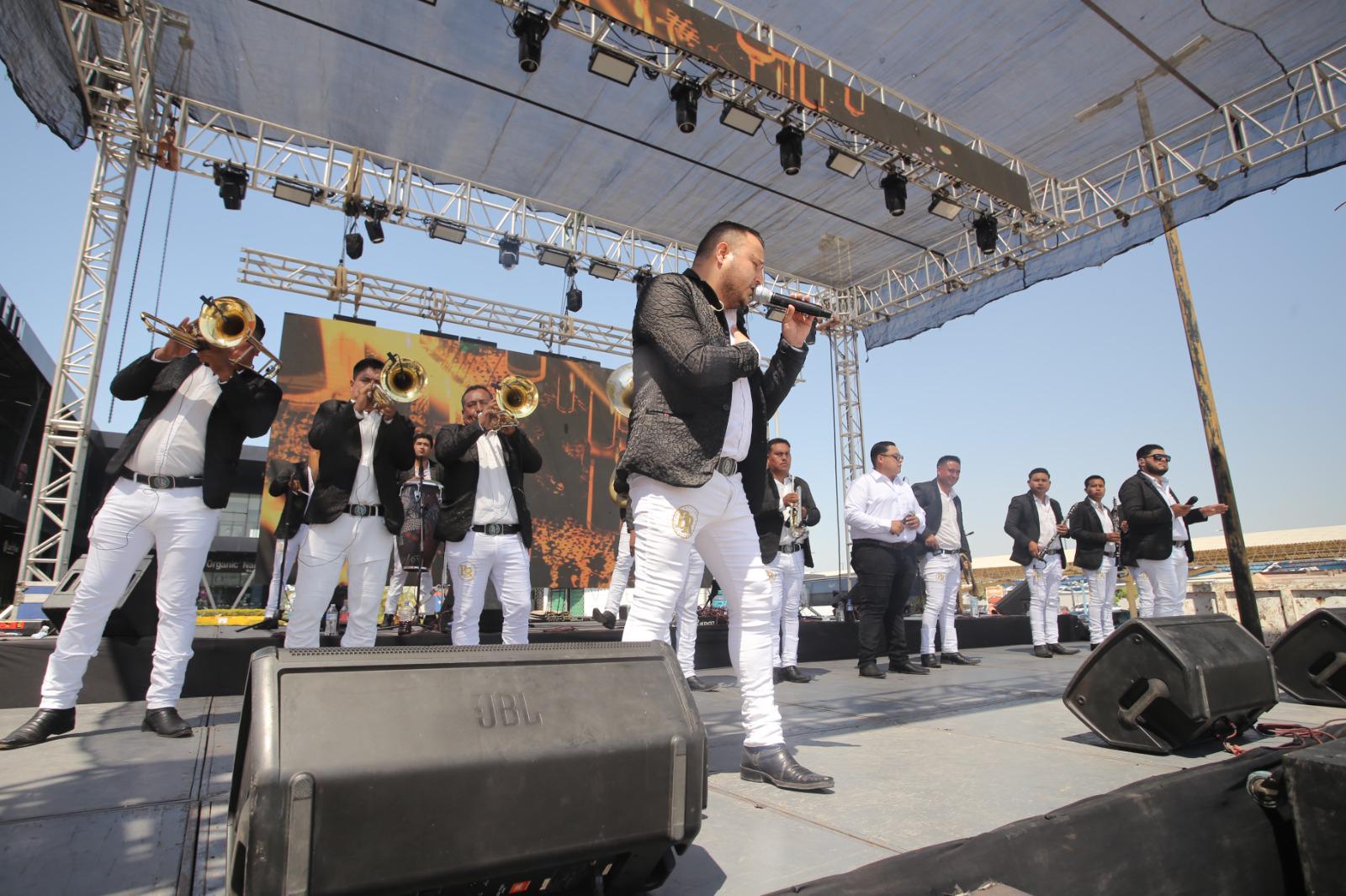 $!Celebran misa en Rosario por el descanso de la empresaria Martha Solorza