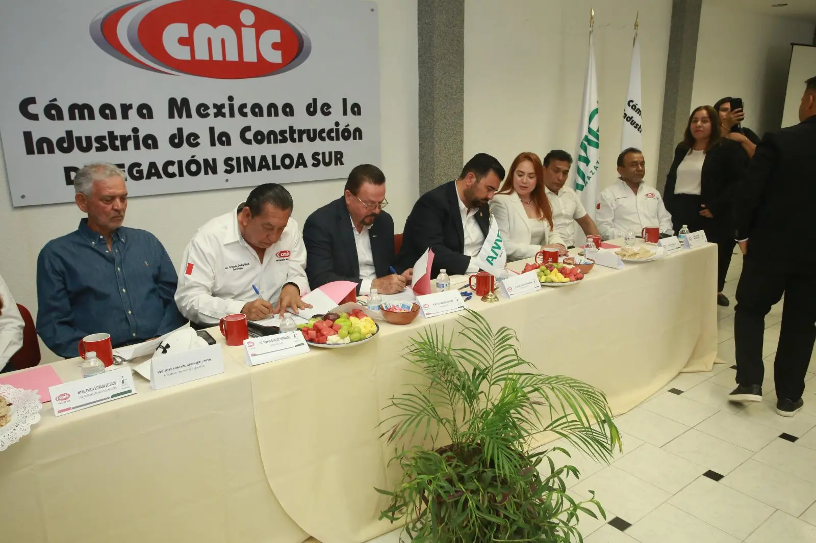$!Firman convenio AMPI y CMIC para vincularse como industria desarrolladora y constructora