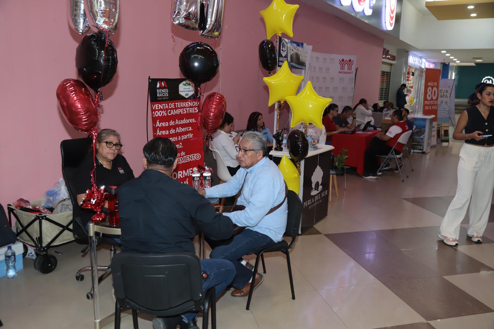 $!Inicia en la Gran Plaza Mazatlán la Feria de Servicios Infonavit