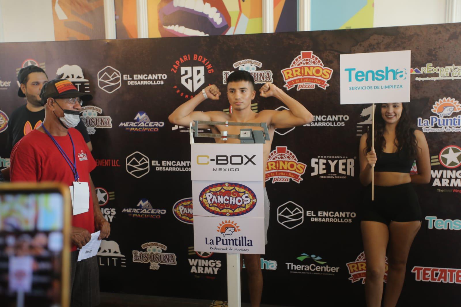 $!Libran satisfactoriamente la báscula pugilistas de la velada en Germán Evers