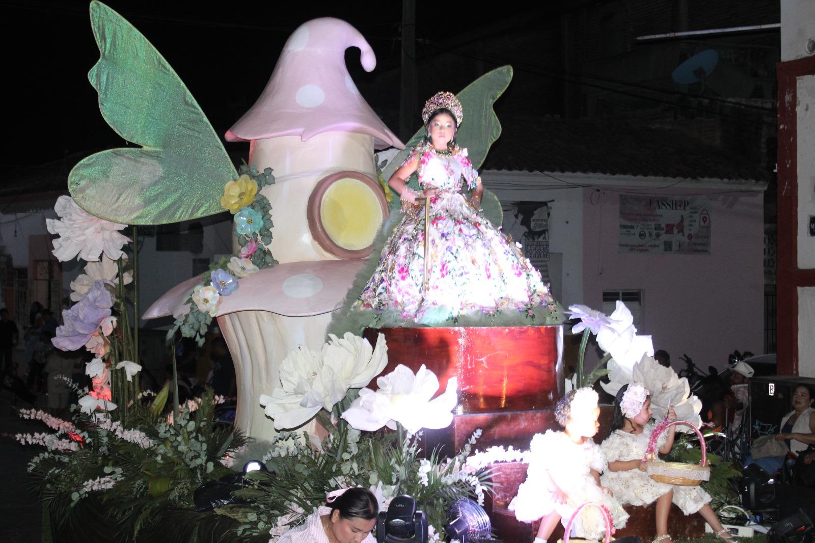 $!Desfile de la Feria de la Primavera llena de alegría las calles de El Rosario