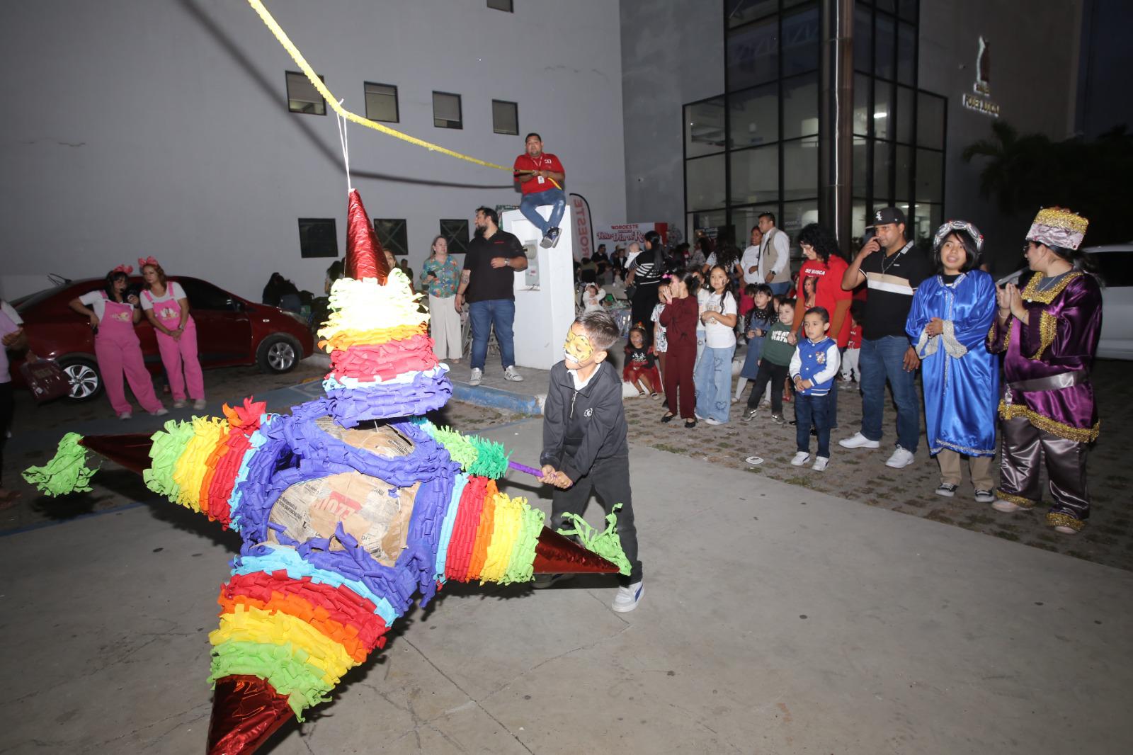 $!Ilusión, regalos y esperanza marcan la edición 33 de la campaña ‘Sé Un Rey Mago’ en Mazatlán