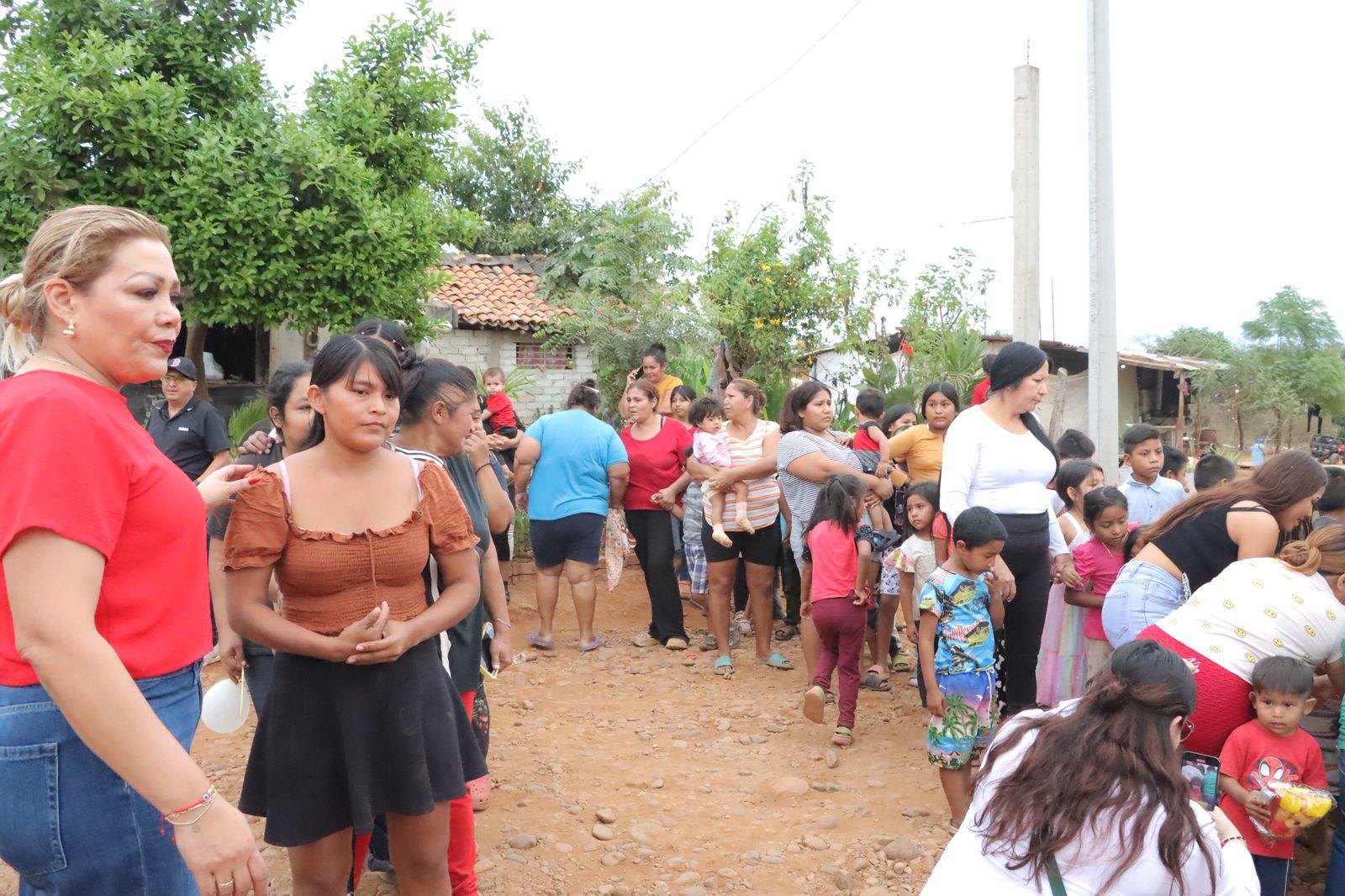 $!Gobierno de Rosario entrega 100 cenas a familias vulnerables