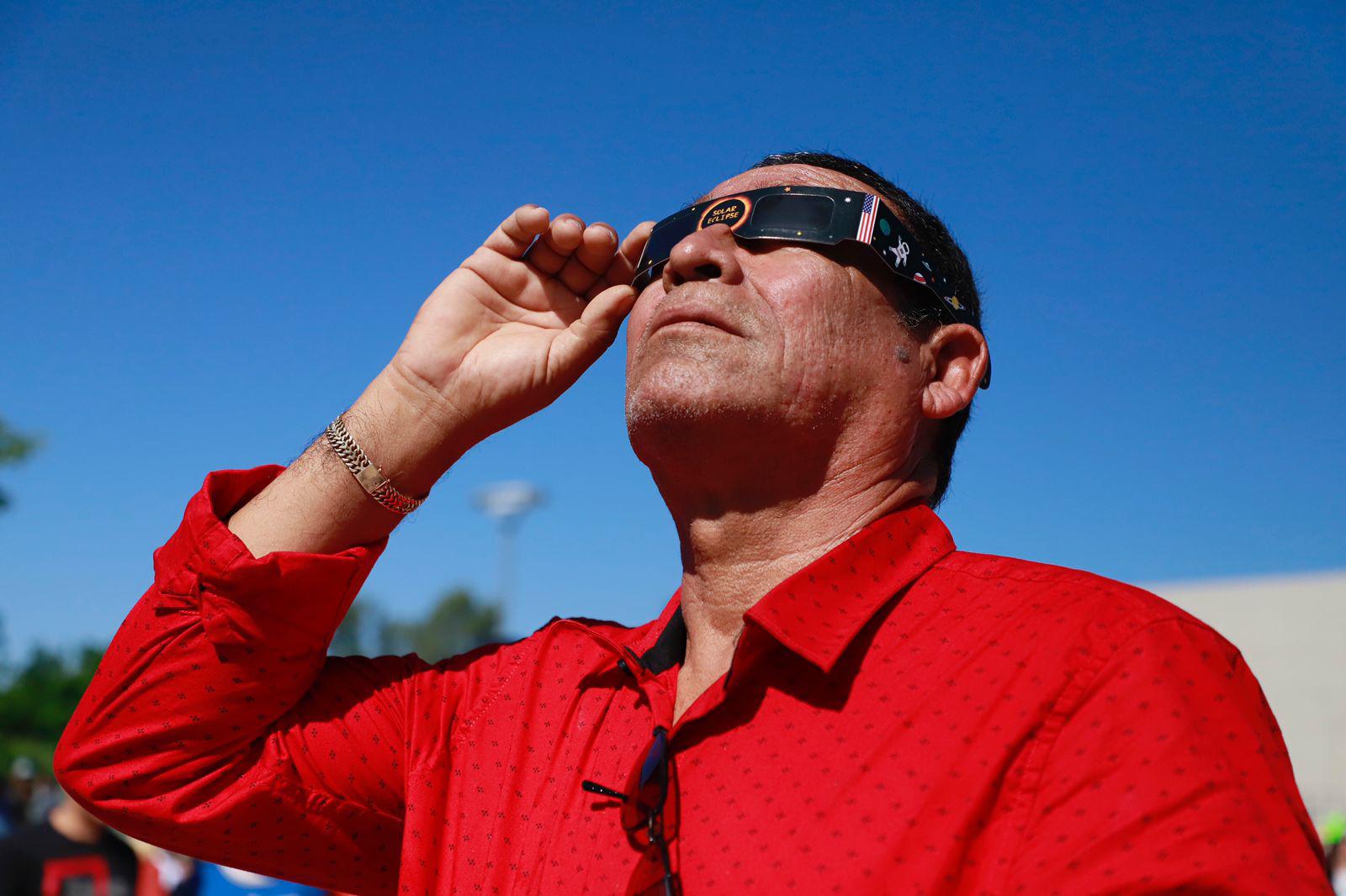 $!Montan festival por eclipse solar anular en el Centro de Ciencias en Culiacán