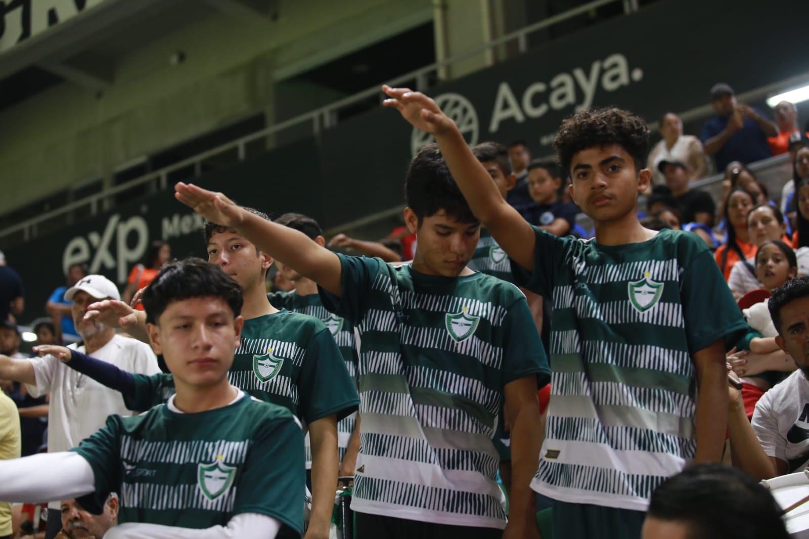 $!Dan banderazo de arranque de la Copa Mazatlán de Futbol 11 y 9