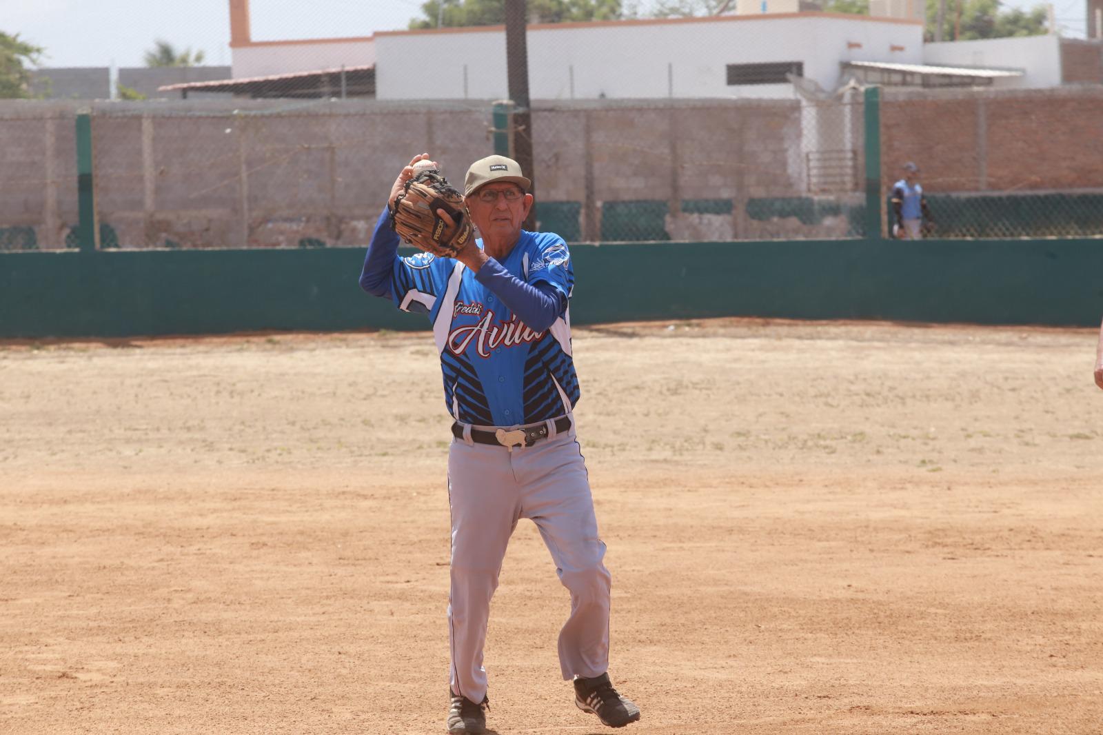 $!Frigomar levanta el título en Beisbol Supermáster, en Club Sarabia