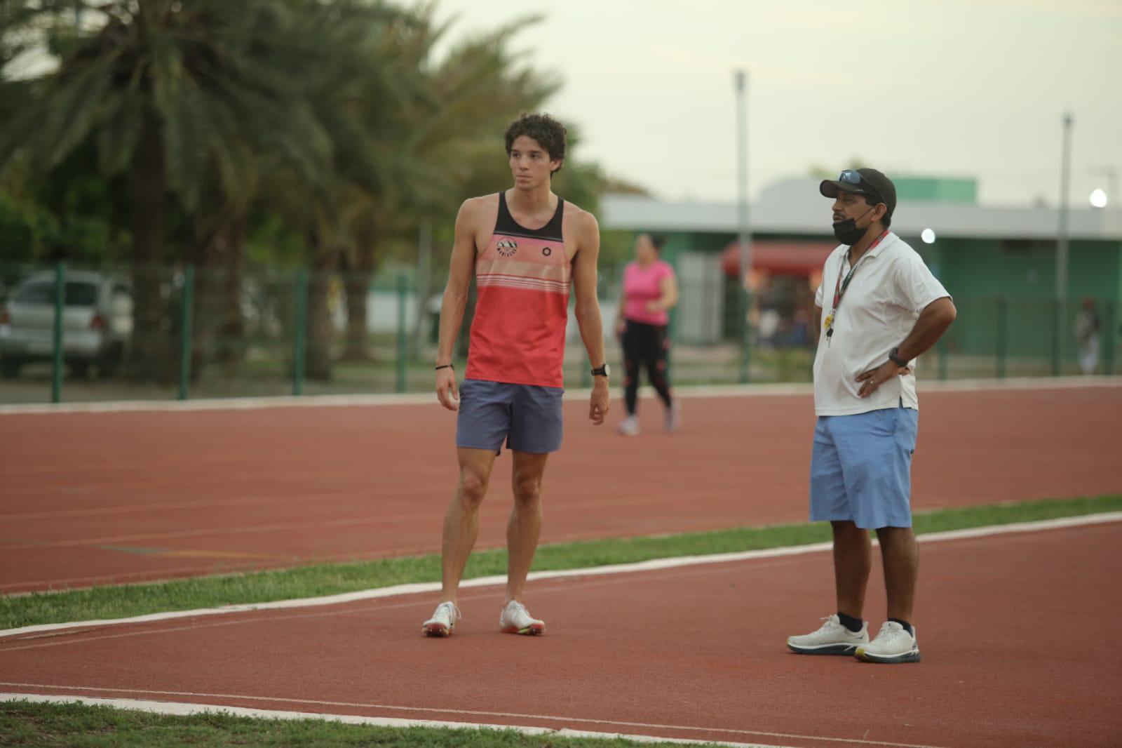 $!Sinaloense Gerónimo Páez peleará por el oro en el Mundial de Atletismo, en Colombia