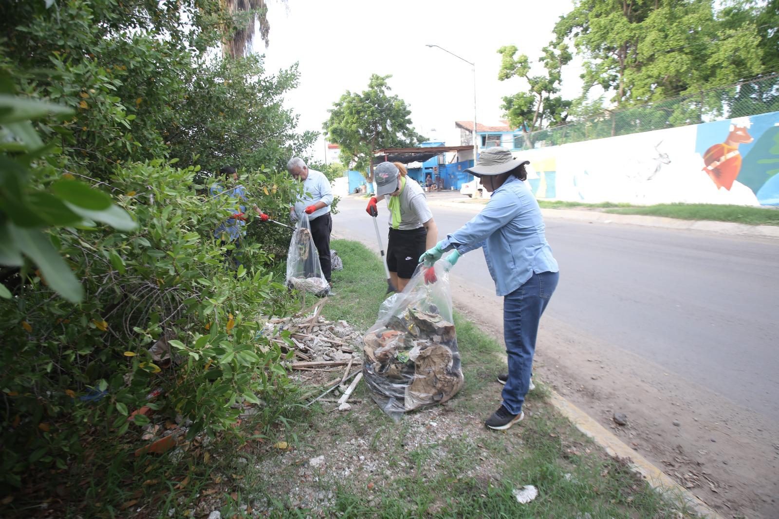 $!Unen esfuerzos colectivos ambientalistas para limpiar y conservar el Arroyo Jabalines
