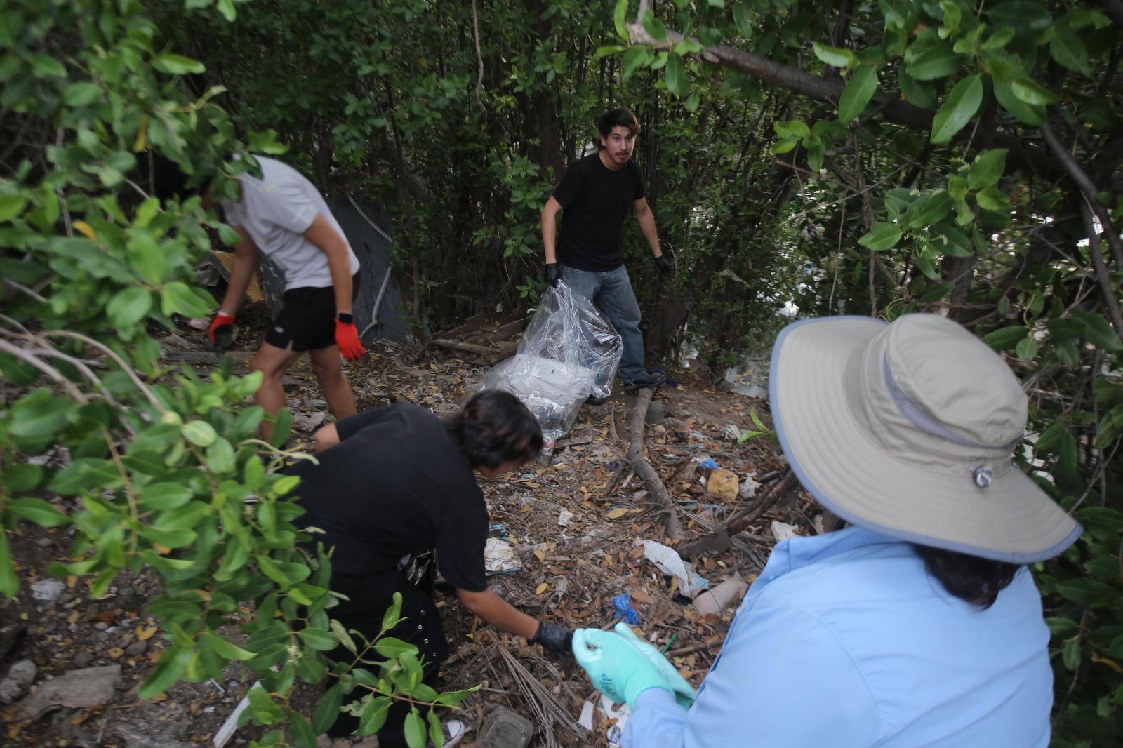 $!Unen esfuerzos colectivos ambientalistas para limpiar y conservar el Arroyo Jabalines
