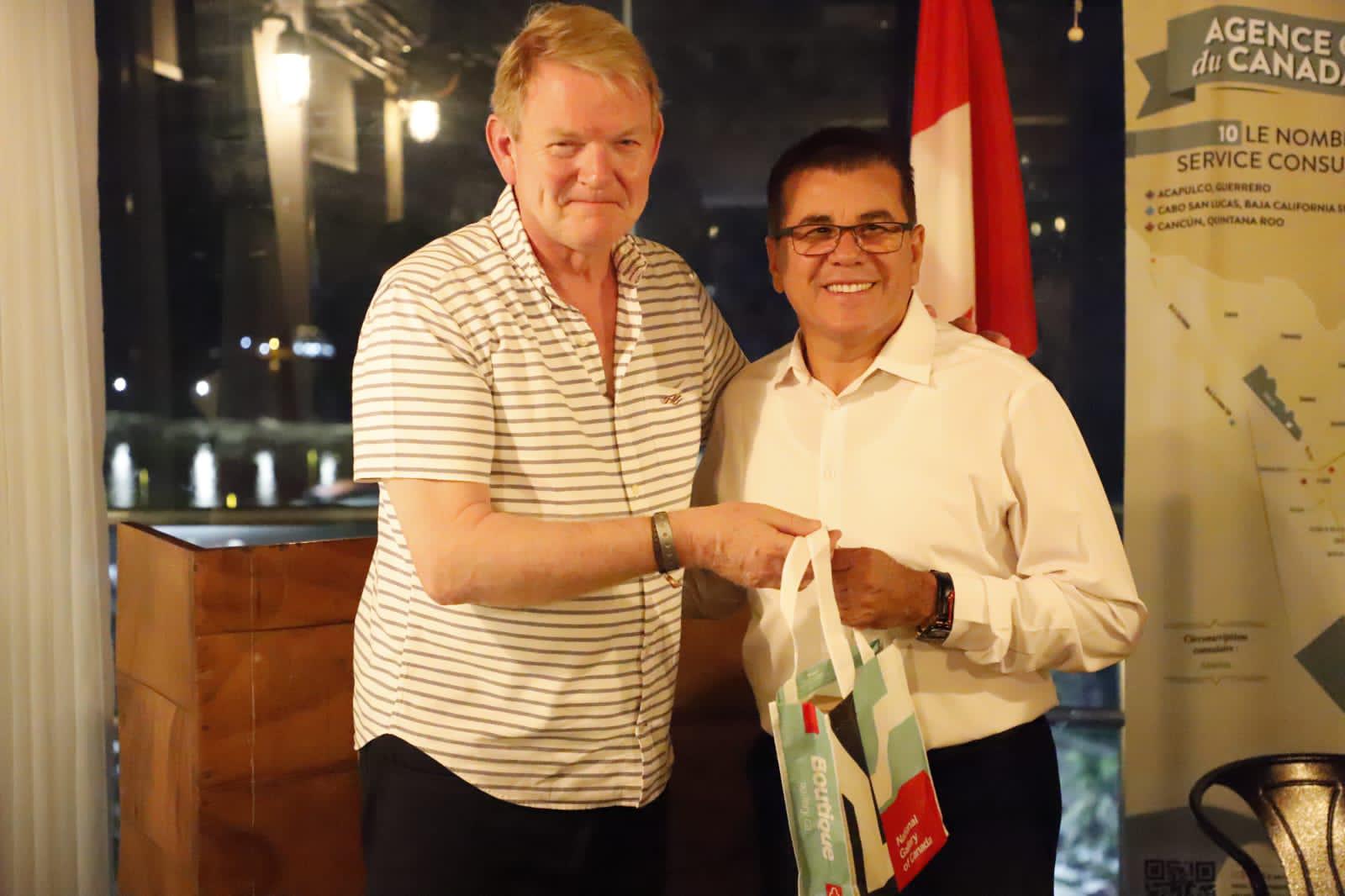 $!Se reúne Embajador de Canadá en México con canadienses, la titular de Sectur y el Alcalde de Mazatlán