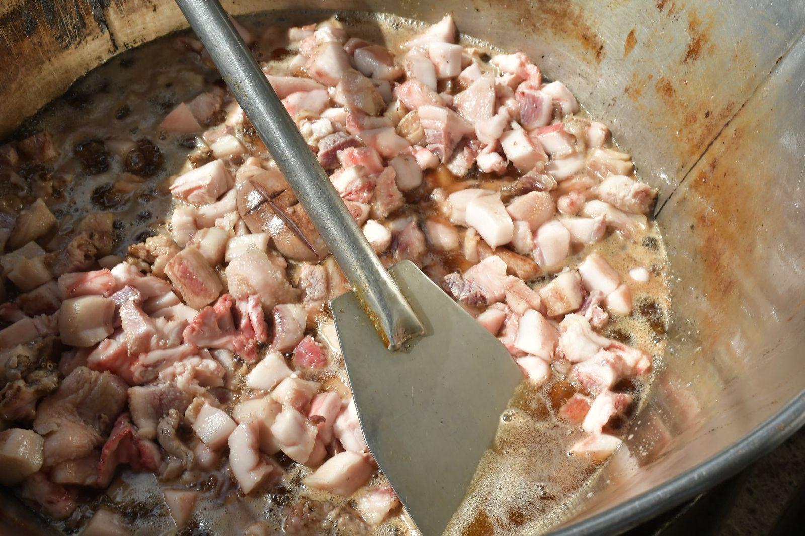 $!Feria del Chicharrón reúne a más de 2 mil personas en La Palma, Navolato