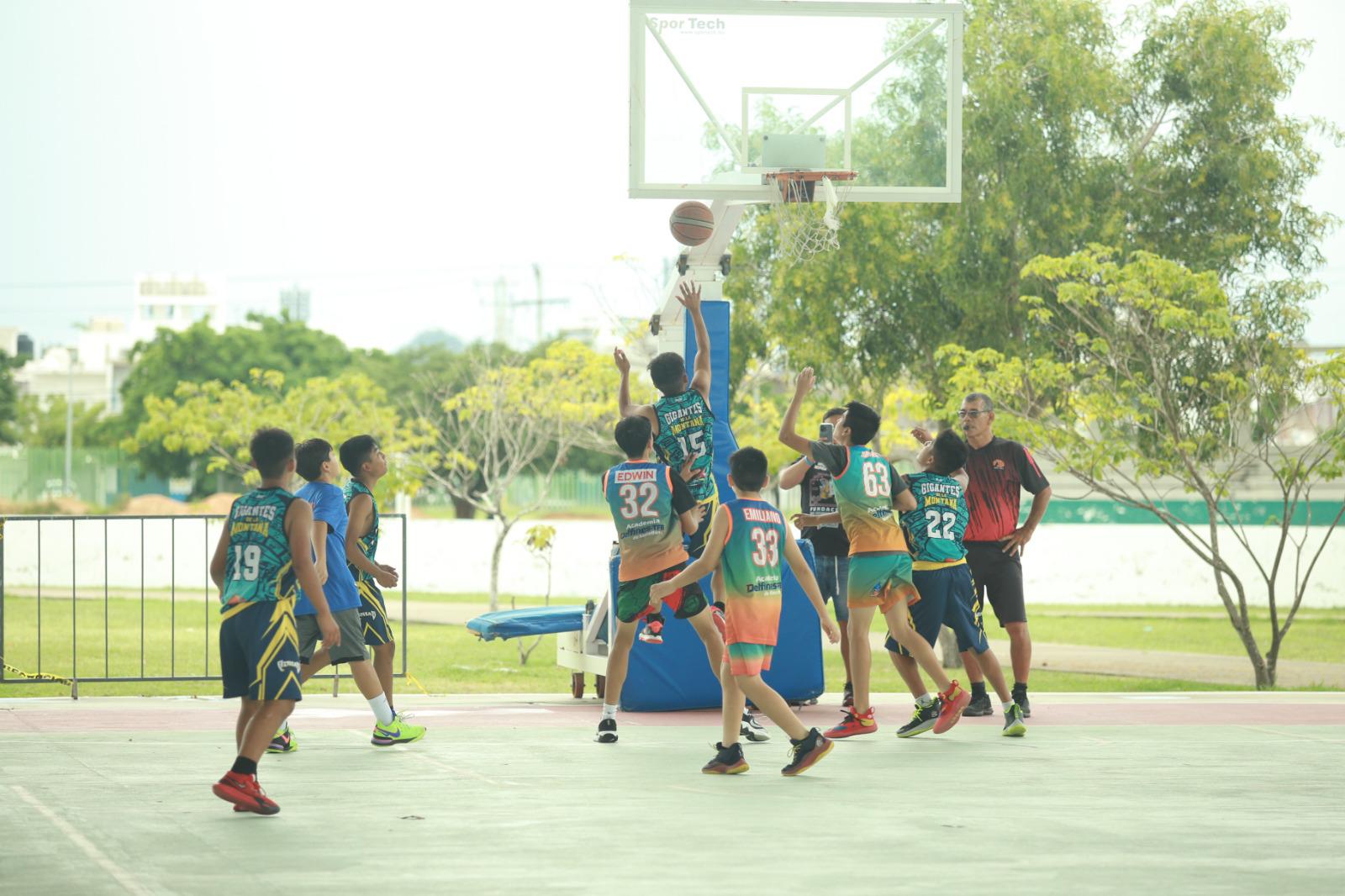 $!Niños Triquis arrasan en Olimpiada Indígena
