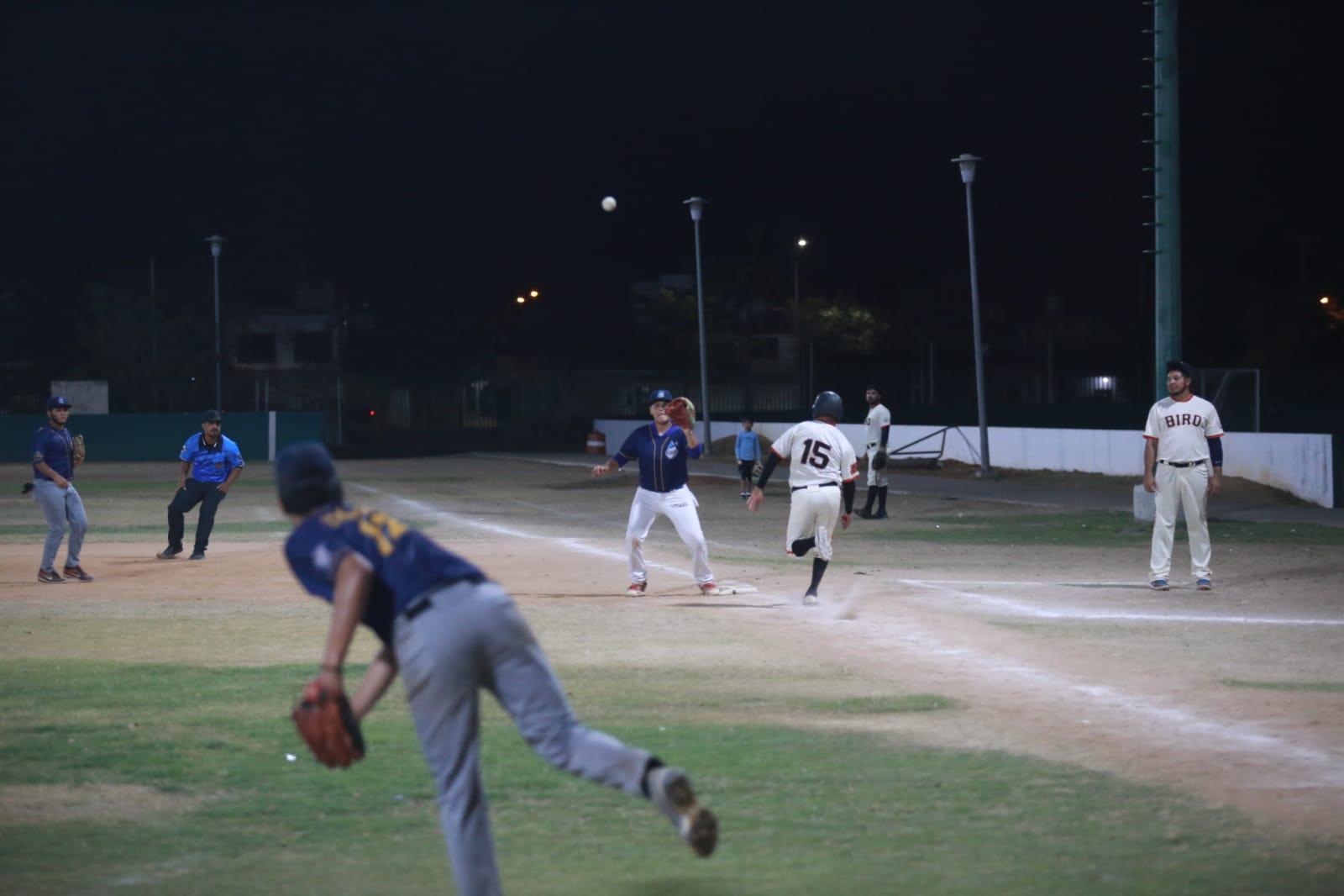 $!Vuela Bird en lo alto del Beisbol de Primera Fuerza