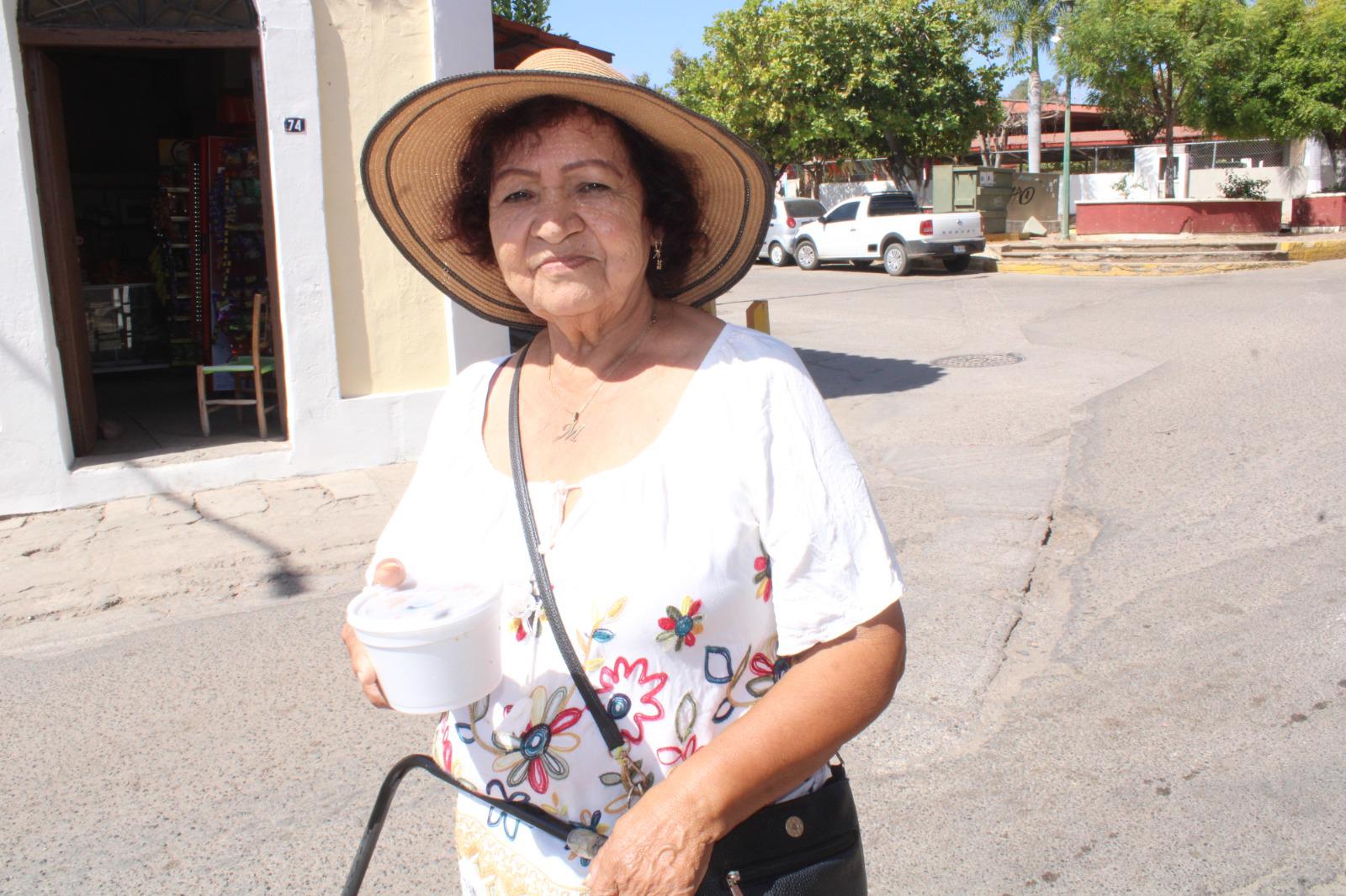 $!María del Carmen se convierte en comerciante para sacar adelante a sus hijos