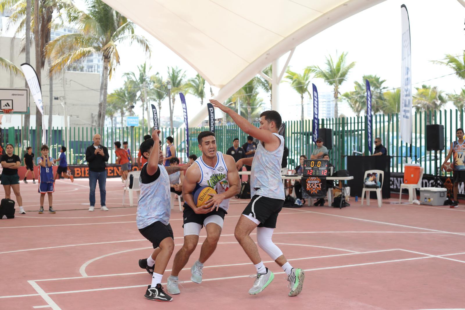 $!El Velero encabeza su categoría en Mazaranch Basketball