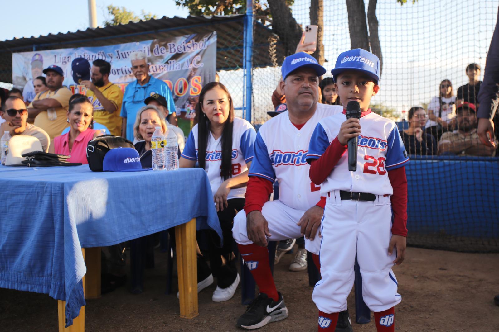 $!Muralla inaugura su temporada infantil y juvenil con homenaje a Gerardo Núñez Sarabia