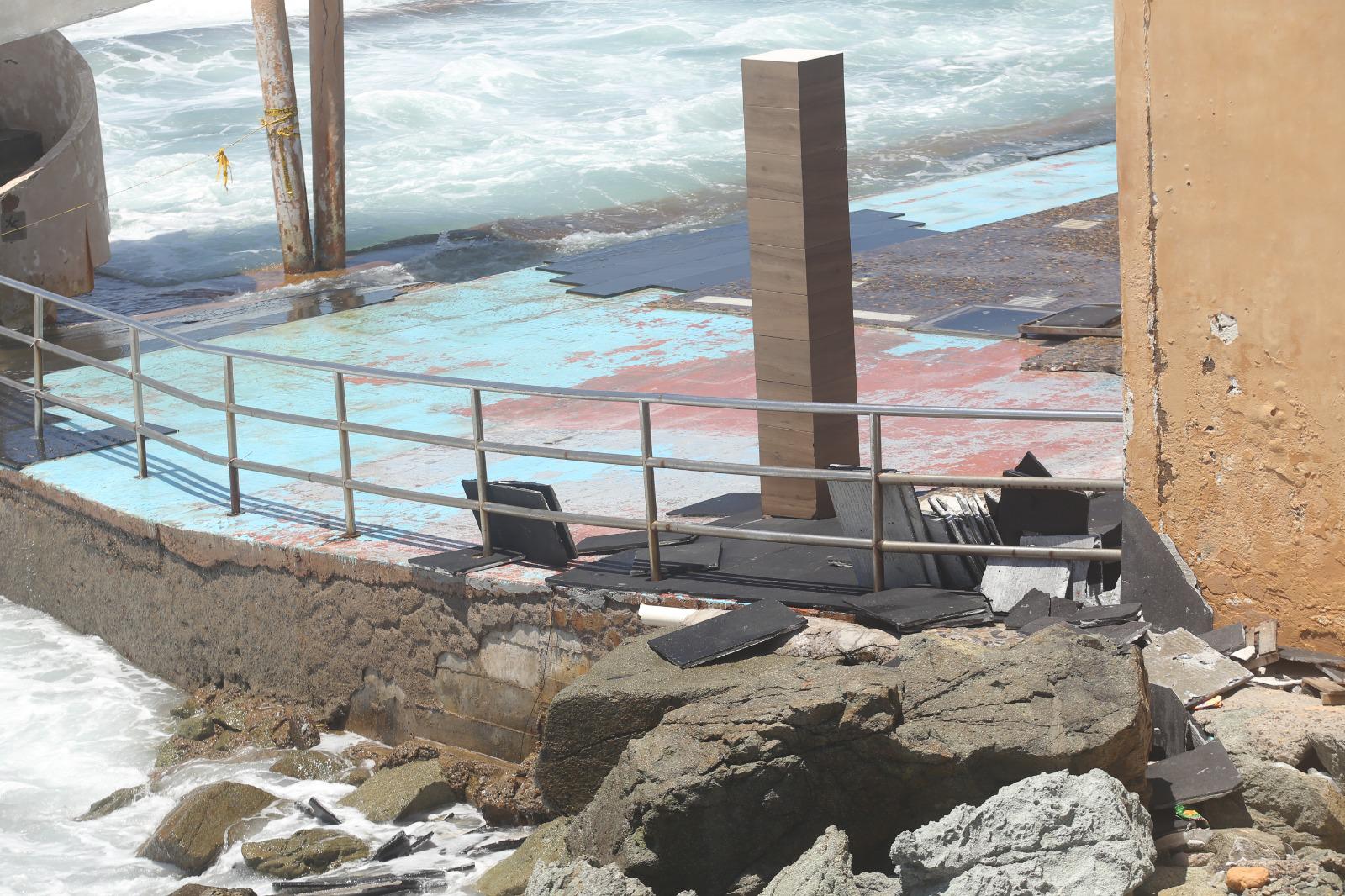 $!Se mantiene cerrado el acceso a bañistas en la Carpa Olivera por sexto día consecutivo