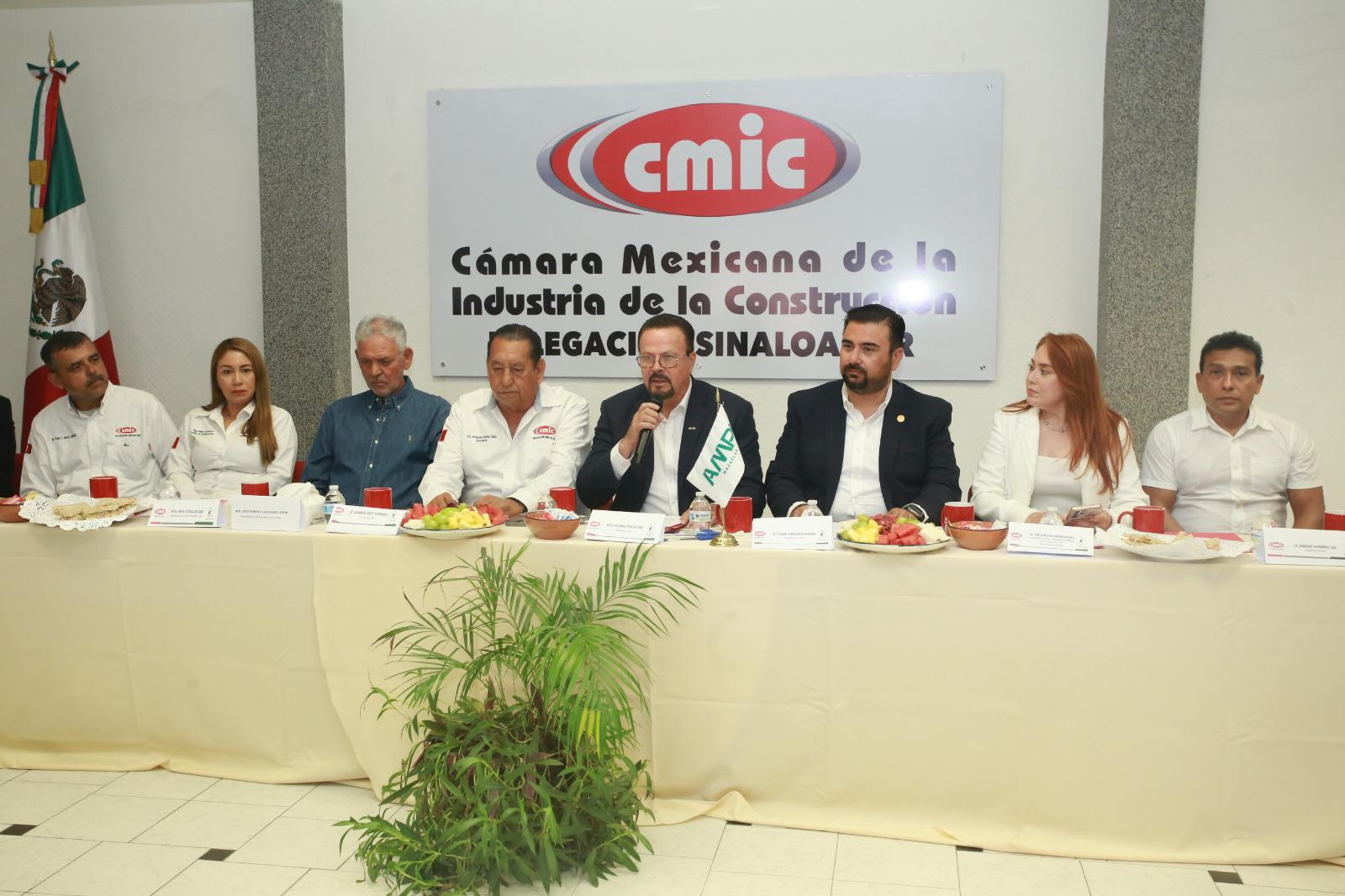 $!Firman convenio AMPI y CMIC para vincularse como industria desarrolladora y constructora