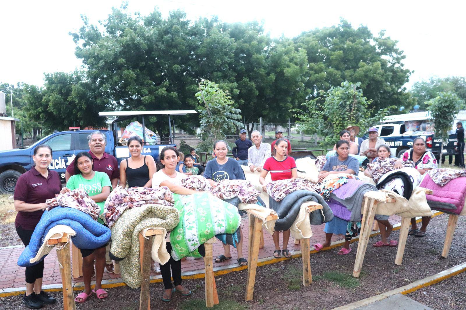 $!Reciben apoyos 100 familias de comunidades indígenas en Escuinapa