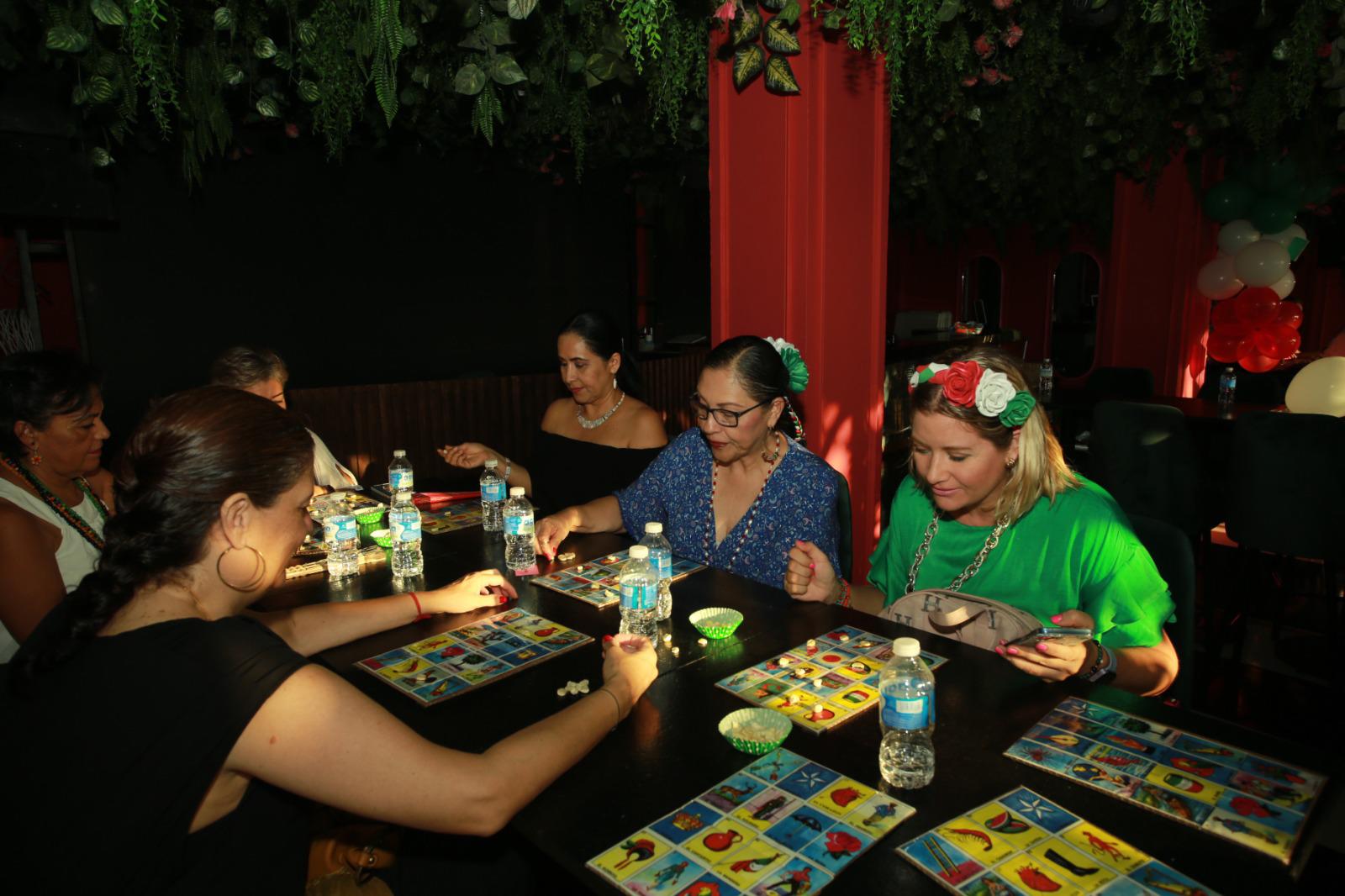 $!Las damas pasaron una tarde muy amena y divertida.