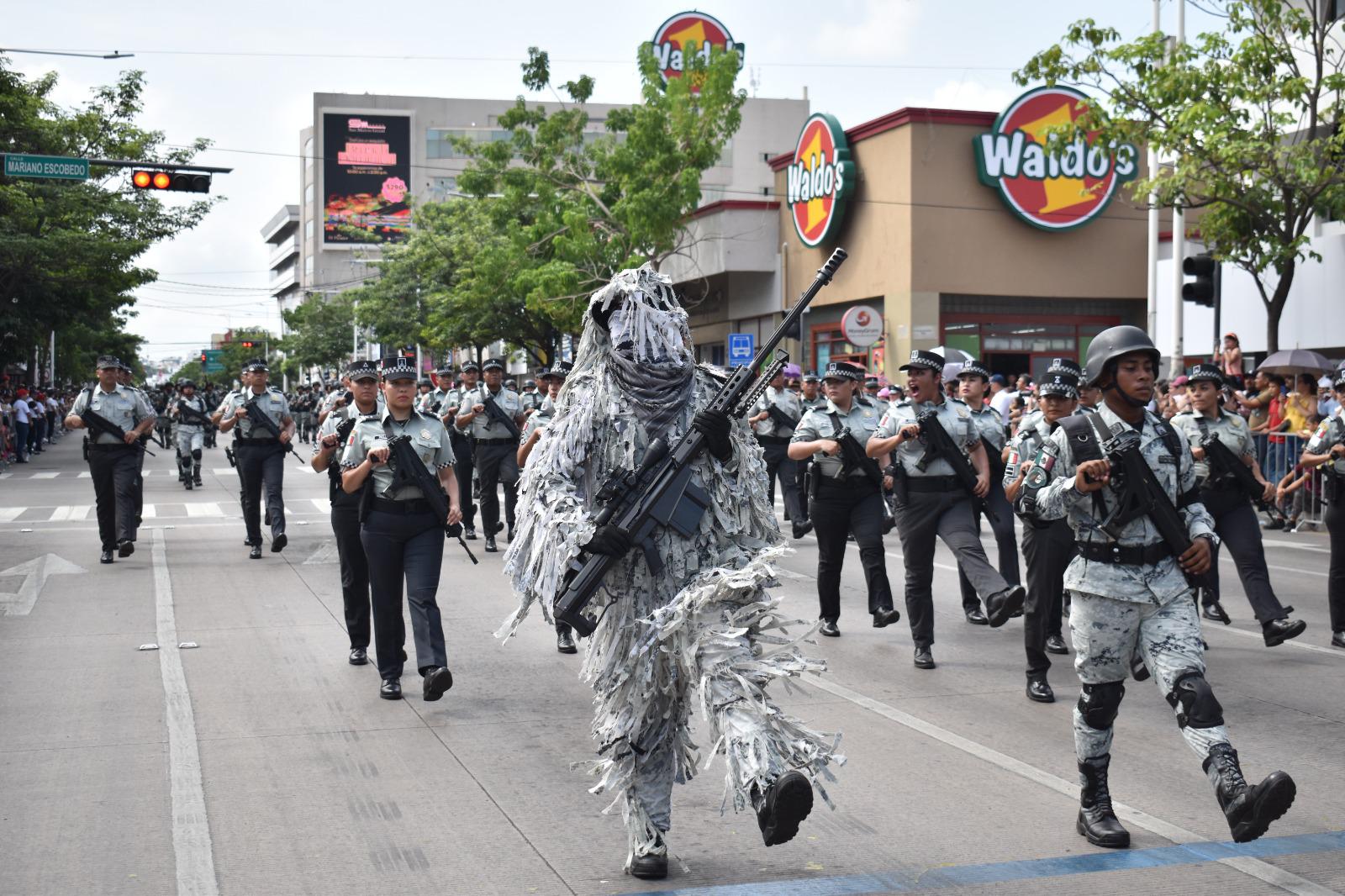 $!Realizan desfile militar en Culiacán por la Independencia de México