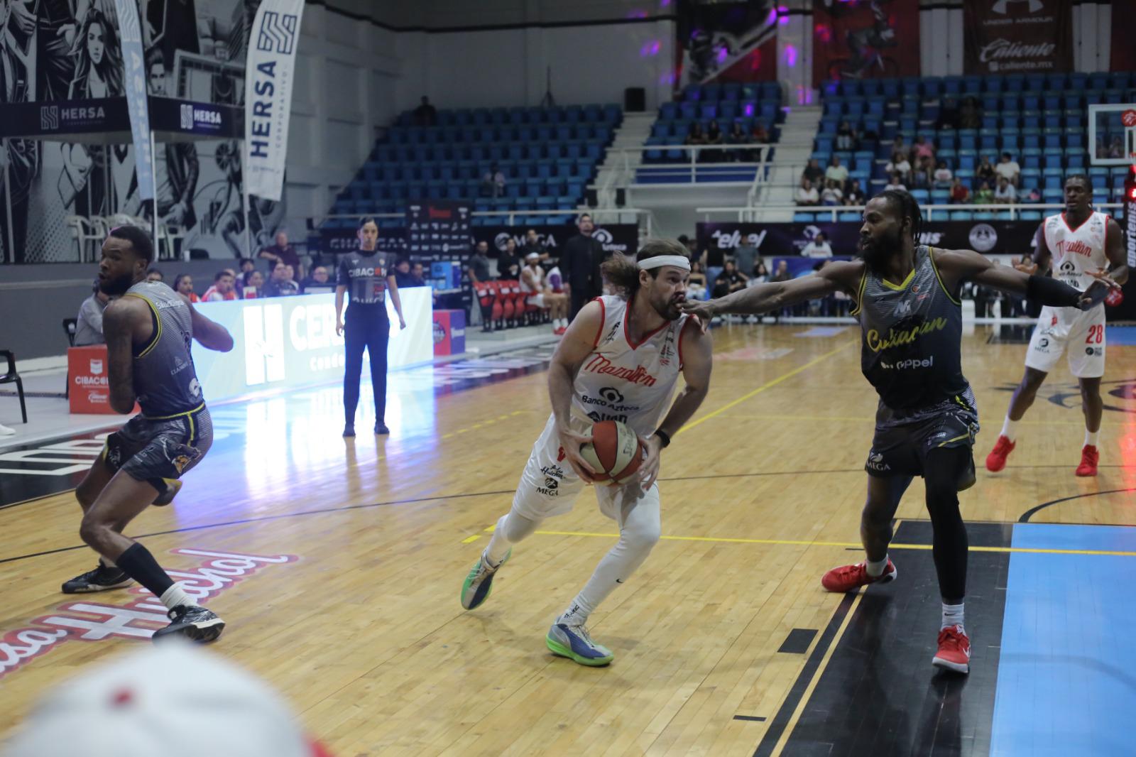 $!Caballeros de Culiacán vencen a Venados en arranque de serie del Cibacopa