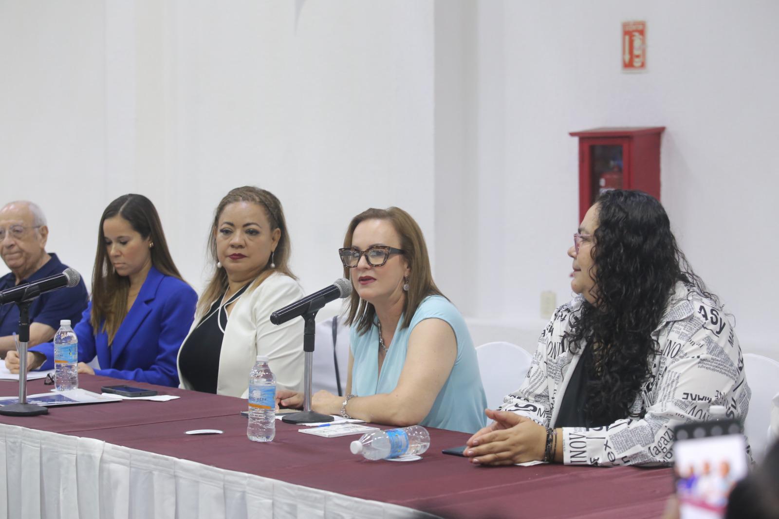 $!Federación de Asociaciones de Periodistas Mexicanos analiza agresiones y riesgos en Sinaloa