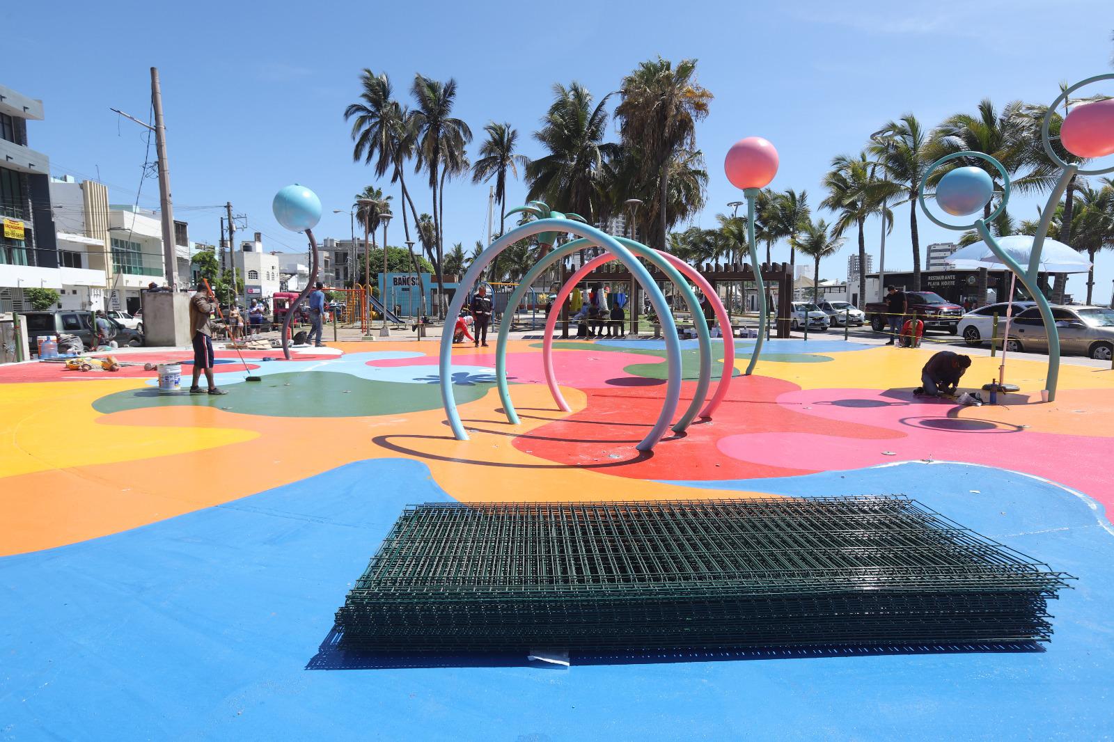 $!Avanzan con trabajos de embellecimiento en Mazatlán estas vacaciones